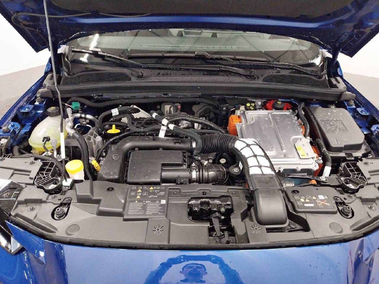 Vente en ligne Renault Clio 6 Clio E-Tech full hybrid 160 ch au prix de 30 400 €