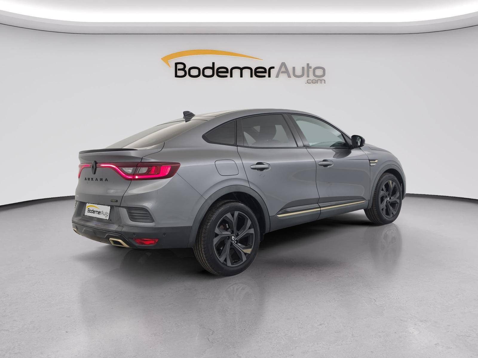 Vente en ligne Renault Arkana  E-Tech hybride 145 - 22 au prix de 21 900 €