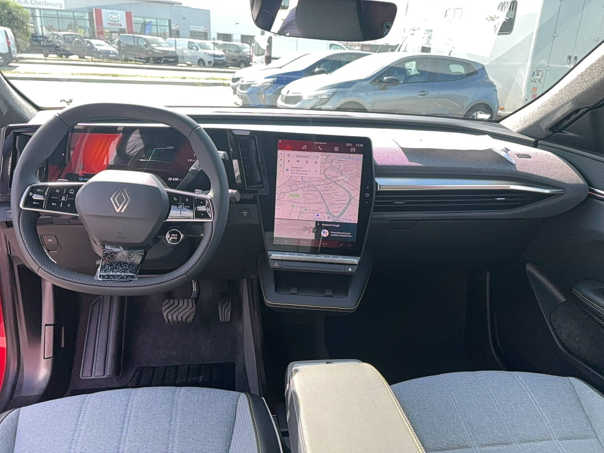 Vente en ligne Renault Scenic E-Tech Scenic E-Tech électrique 220 ch grande autonomie au prix de 44 900 €