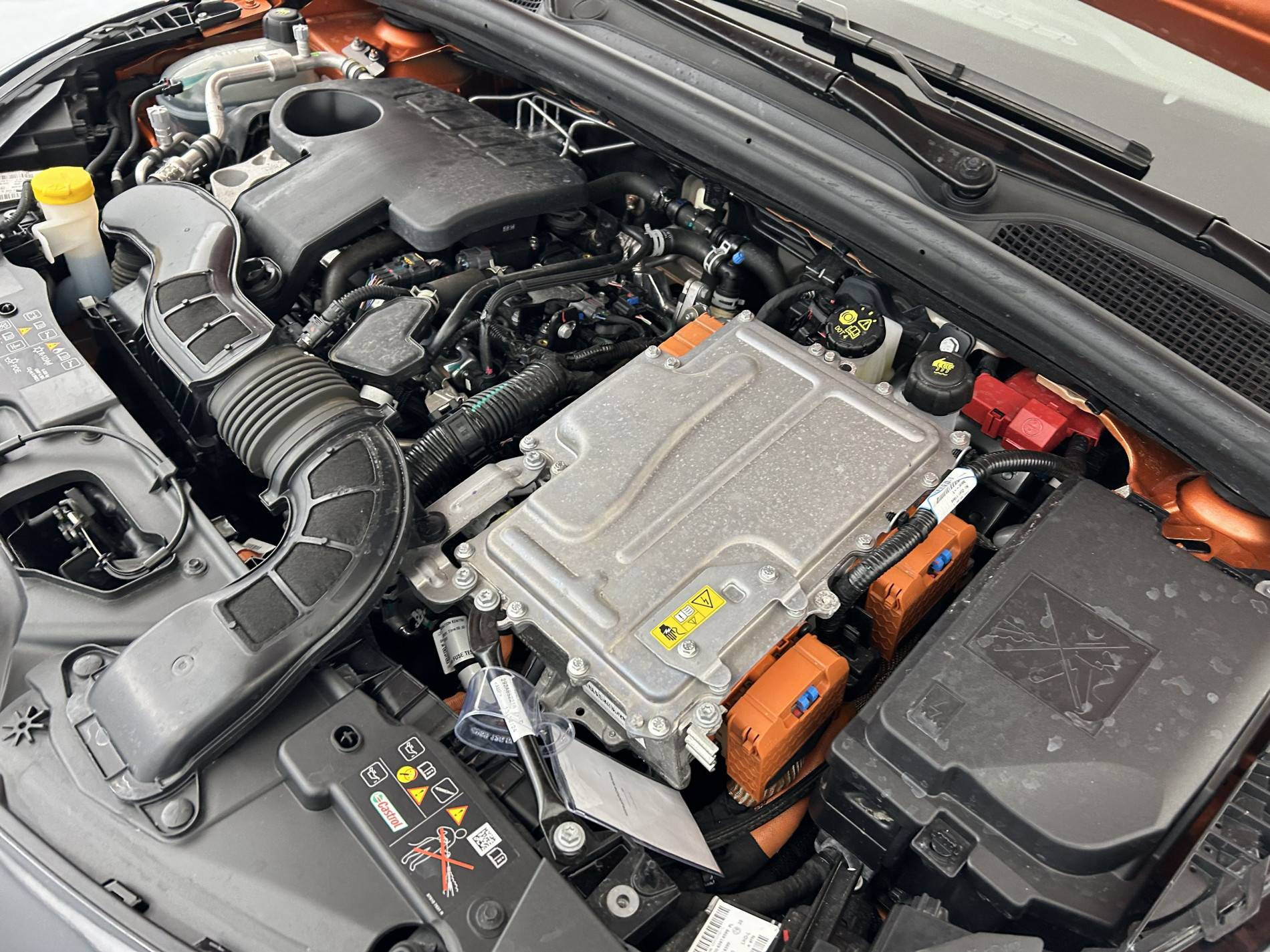 Vente en ligne Renault Clio 5 Clio E-Tech full hybrid 145 au prix de 19 900 €