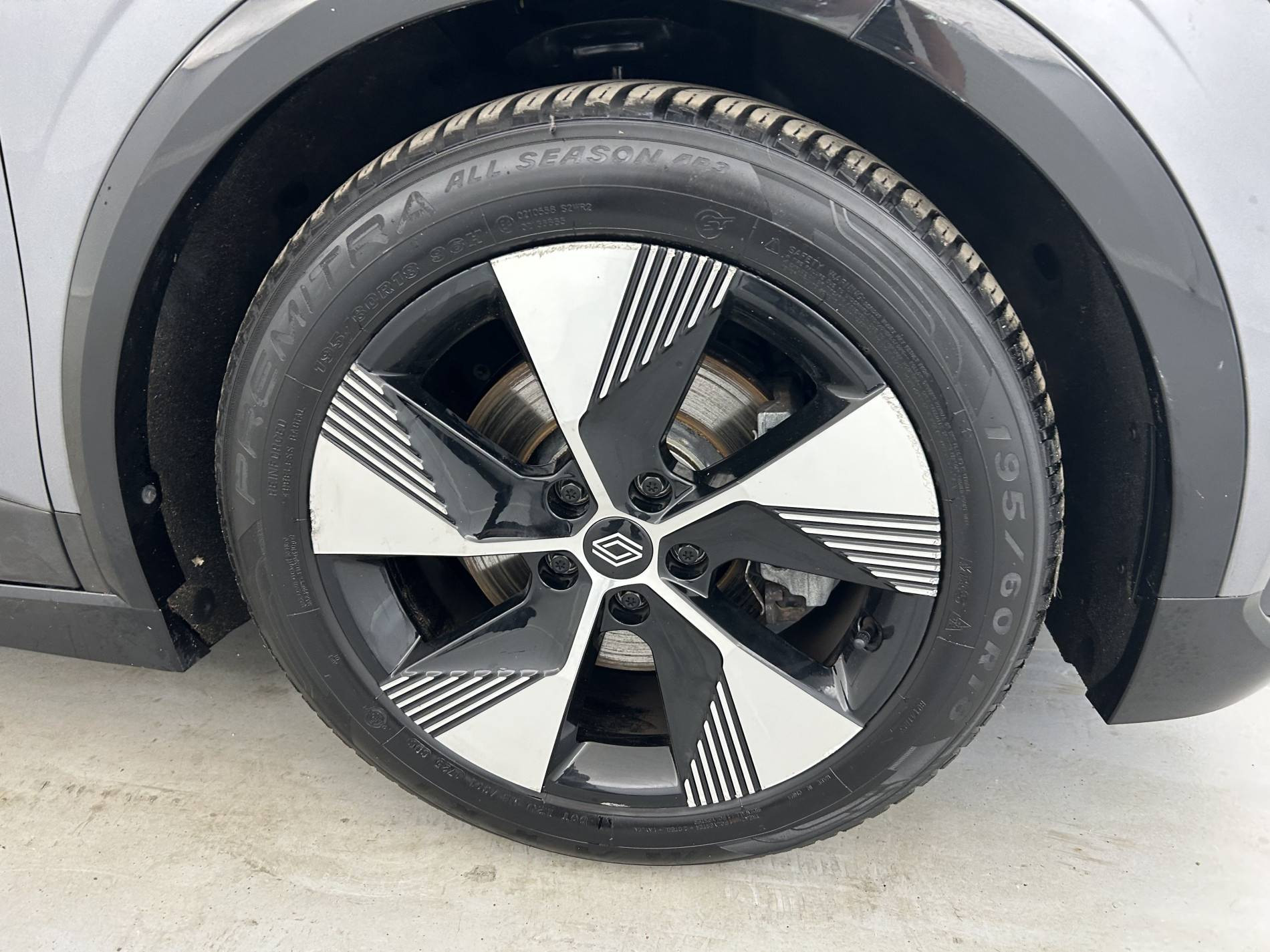 Vente en ligne Renault Megane E-Tech  EV60 220 ch super charge au prix de 24 990 €