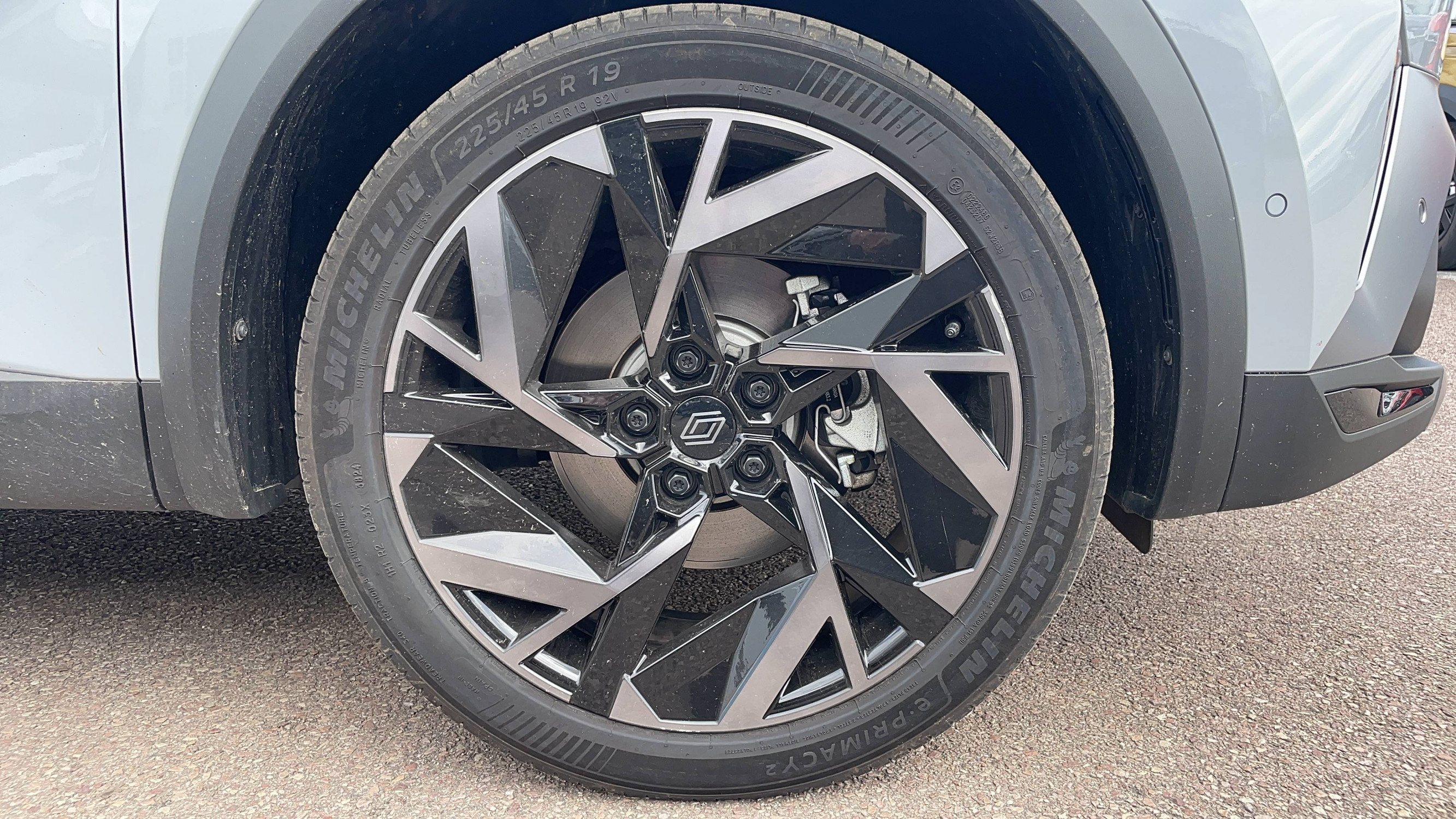 Vente en ligne Renault Symbioz  E-Tech full hybrid 145 au prix de 26 991 €