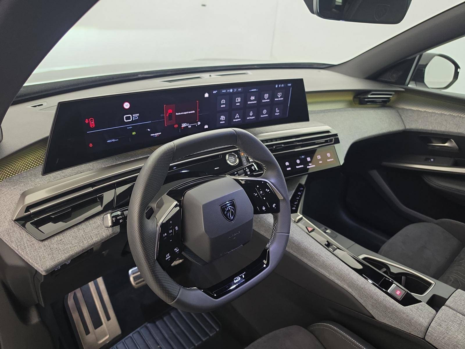 Vente en ligne Peugeot 5008  Hybrid 145 ch e-DCS6 au prix de 32 990 €