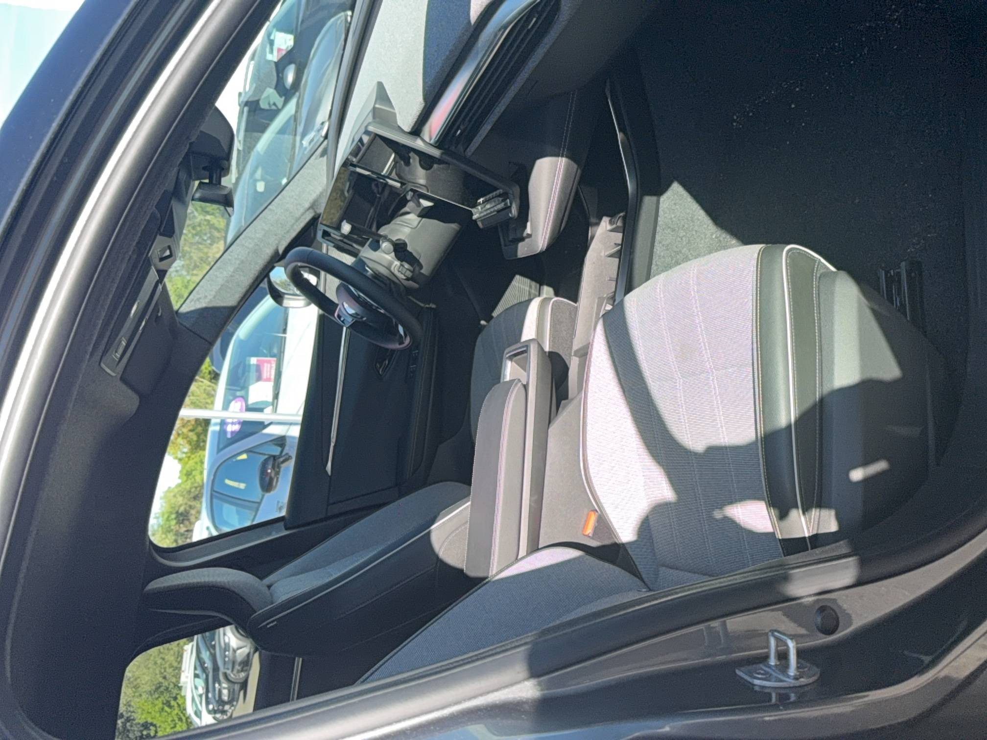 Vente en ligne Renault Scenic E-Tech Scenic E-Tech électrique 220 ch grande autonomie au prix de 36 990 €