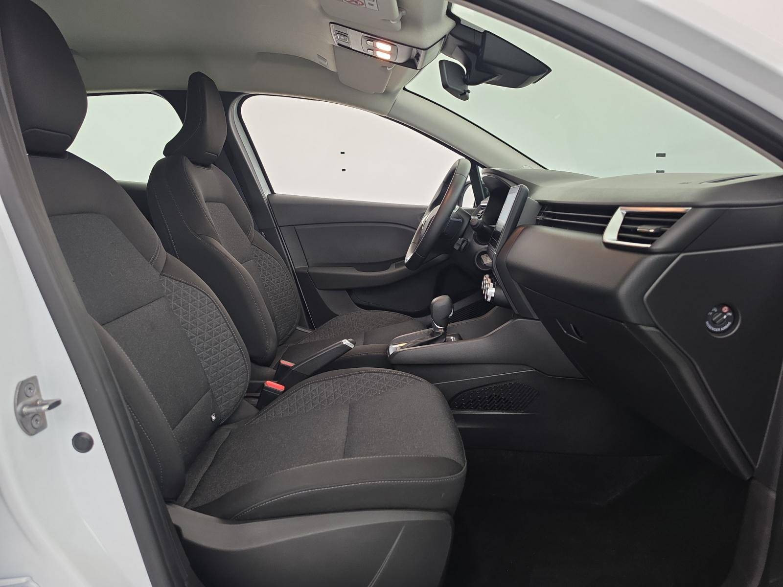 Vente en ligne Renault Clio 5 Clio E-Tech full hybrid 145 au prix de 16 490 €