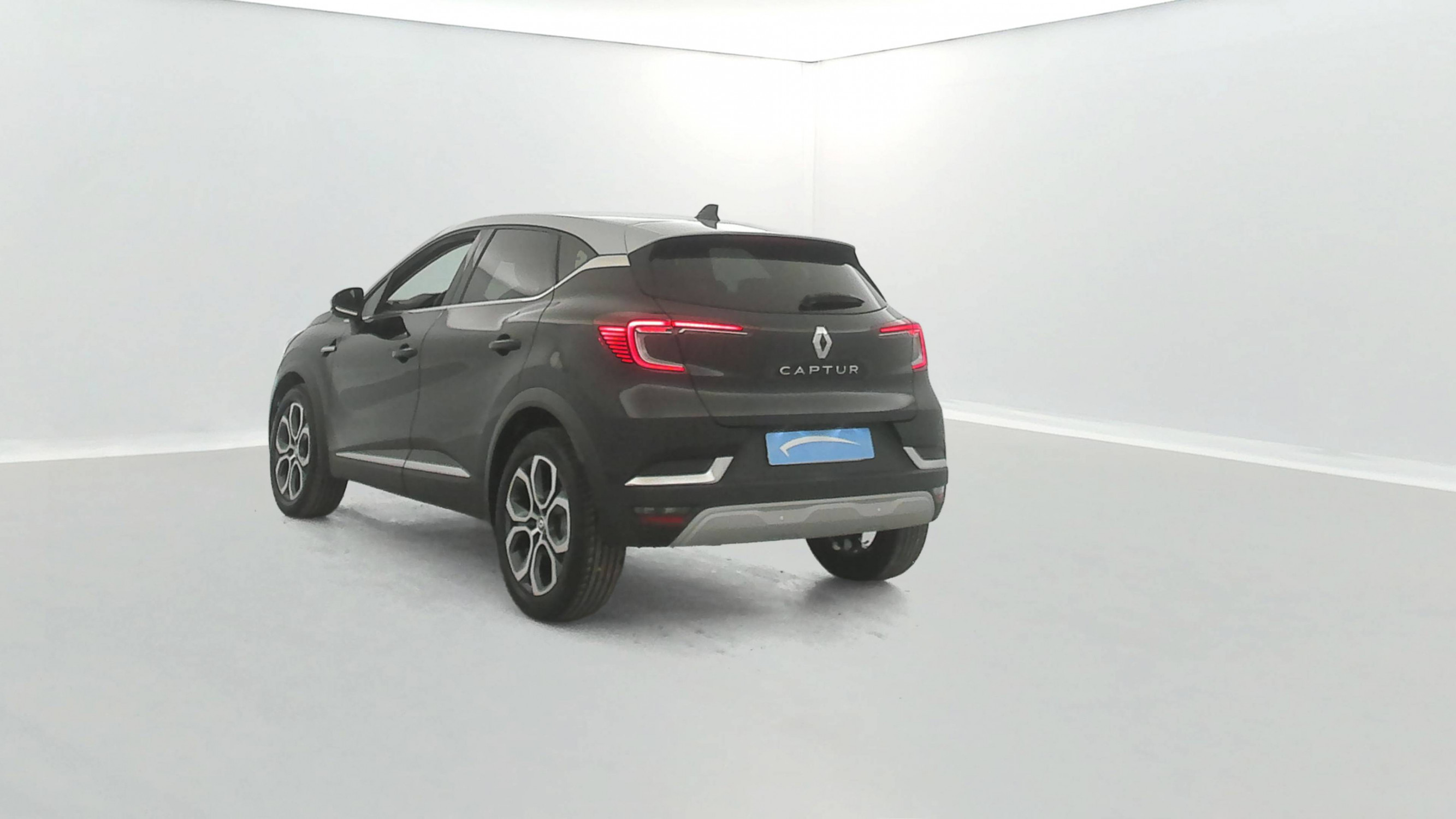Vente en ligne Renault Captur  mild hybrid 140 au prix de 18 990 €