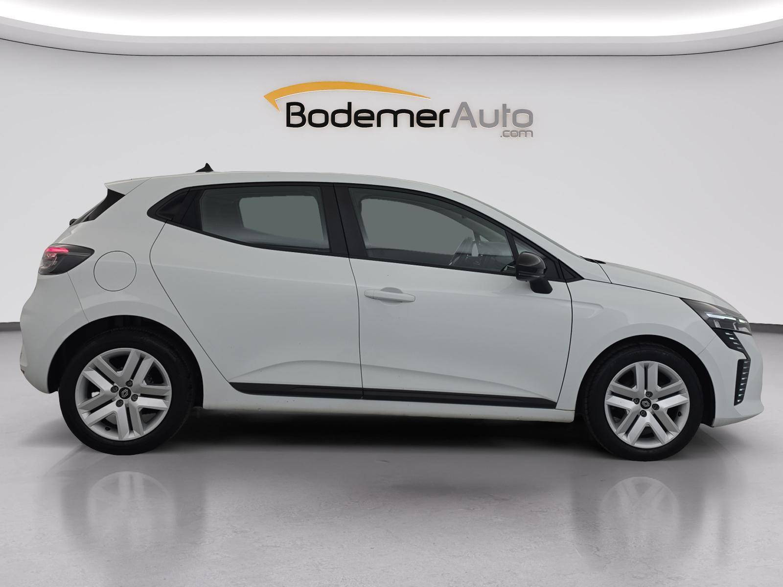 Vente en ligne Renault Clio 5 Clio TCe 90 au prix de 14 850 €