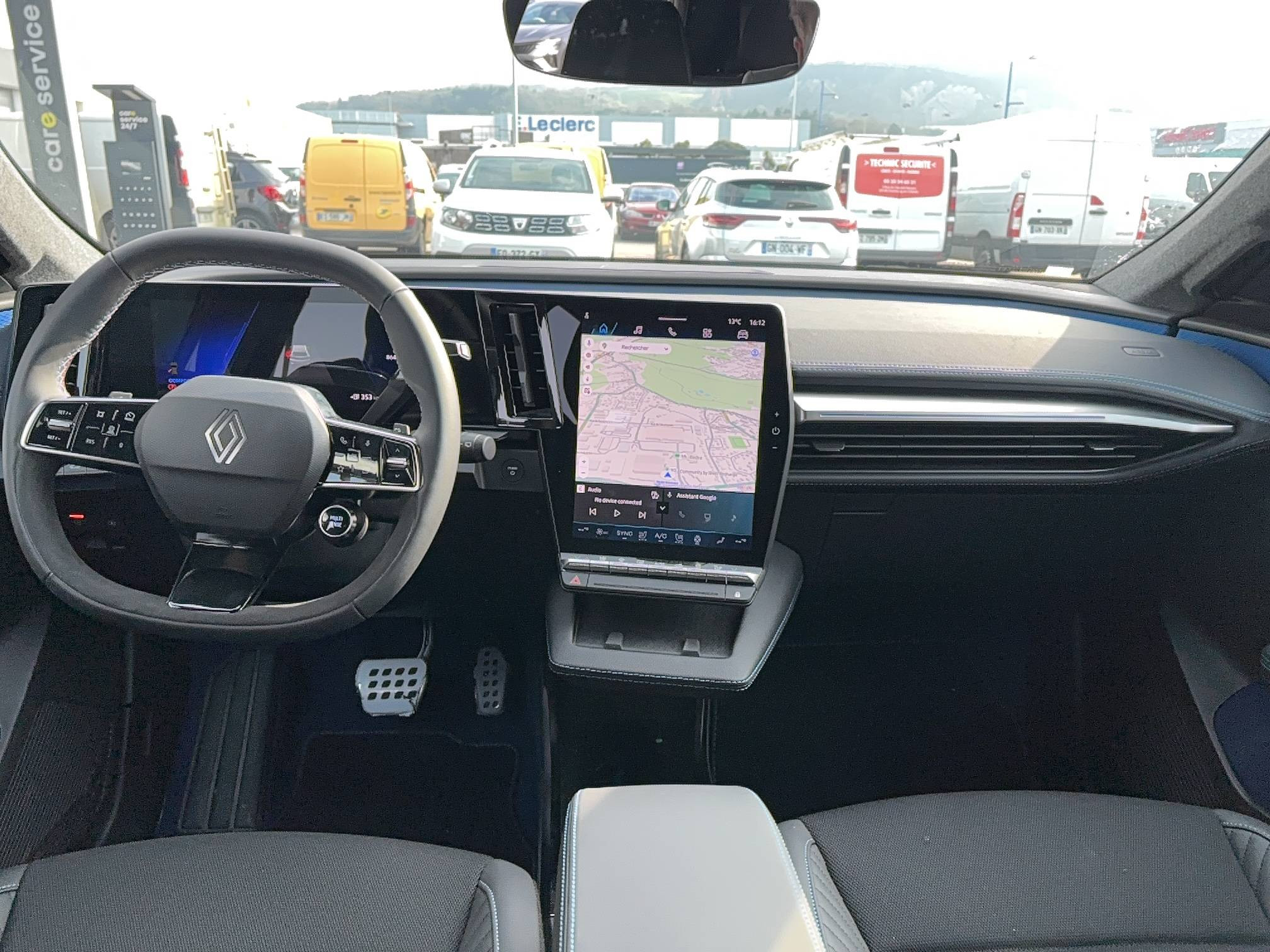 Vente en ligne Renault Scenic E-Tech  220 ch grande autonomie au prix de 45 900 €