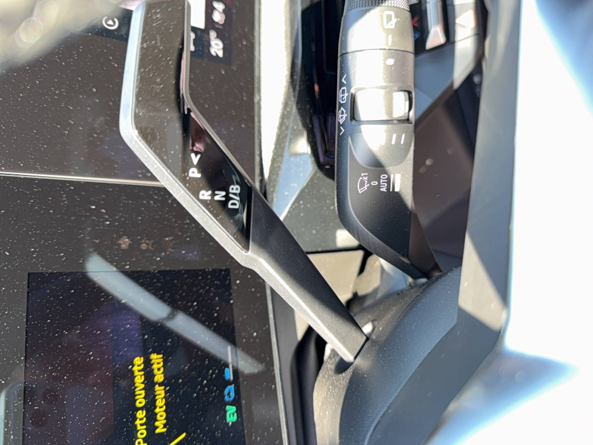 Vente en ligne Renault Clio 6 Clio E-Tech full hybrid 160 ch au prix de 25 500 €