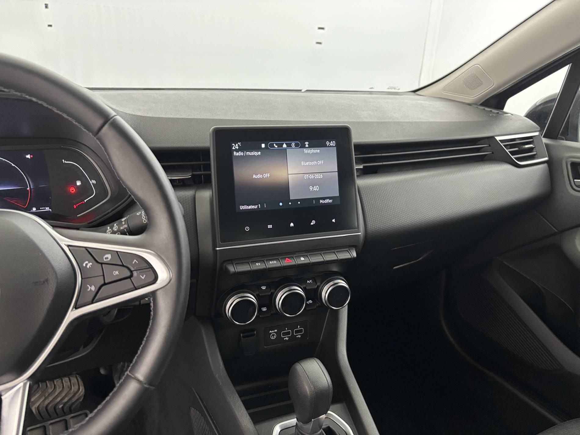Vente en ligne Renault Clio 5 Clio E-Tech full hybrid 145 au prix de 14 990 €