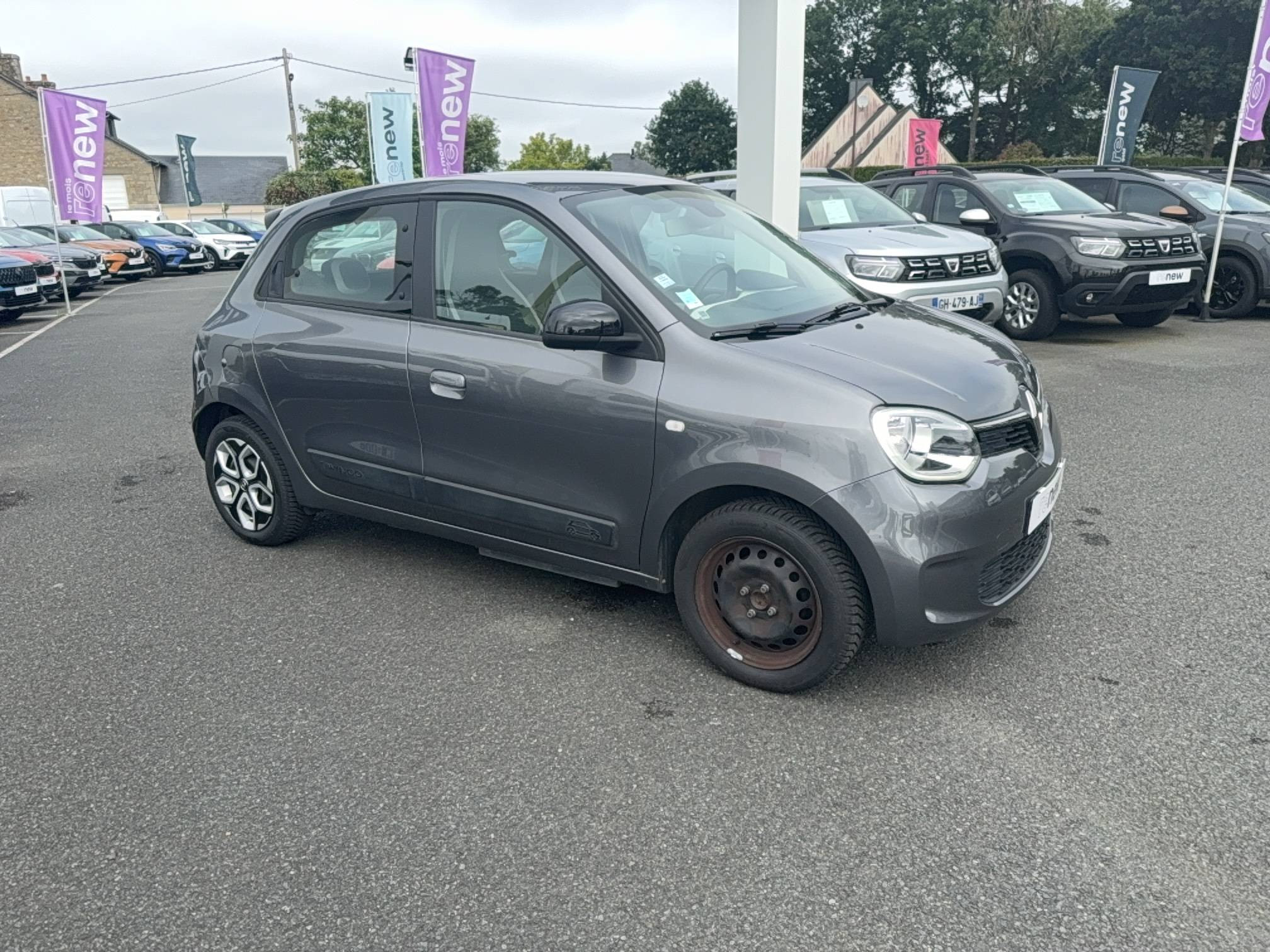 Vente en ligne Renault Twingo Electrique Twingo III E-Tech au prix de 12 490 €