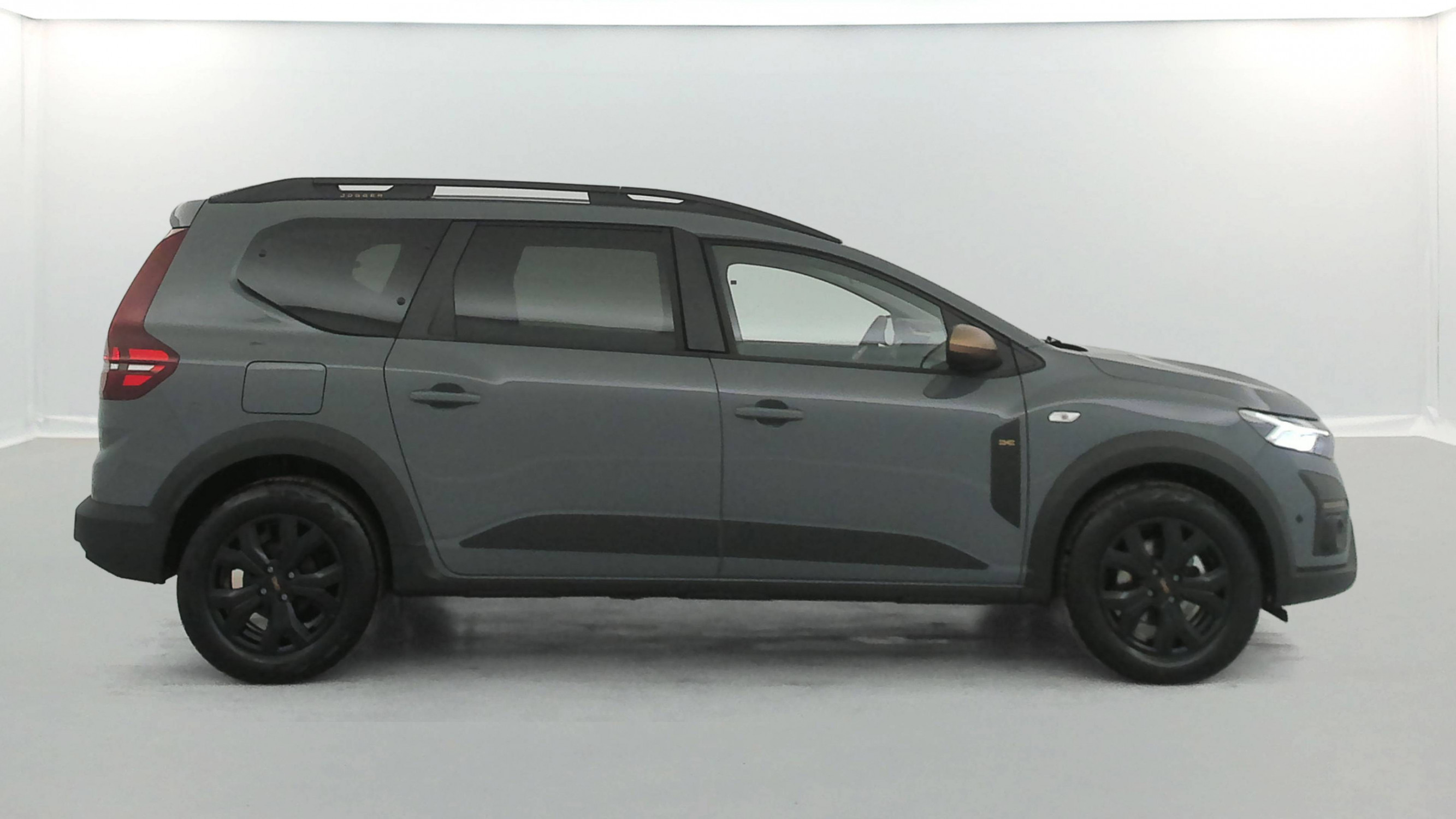 Vente en ligne Dacia Jogger  Hybrid 140 7 places GSR2 au prix de 26 390 €