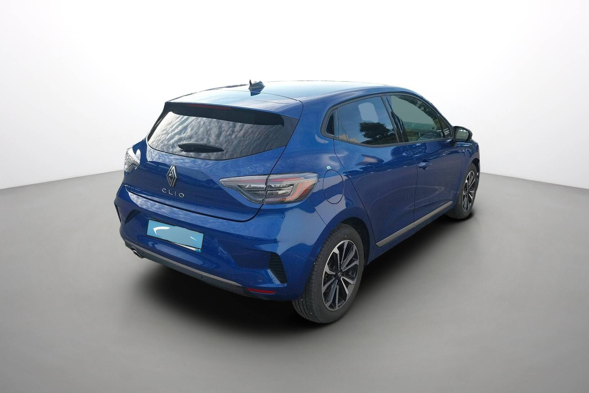 Vente en ligne Renault Clio 5 Clio Eco-G 100 ch GSR2 au prix de 17 699 €