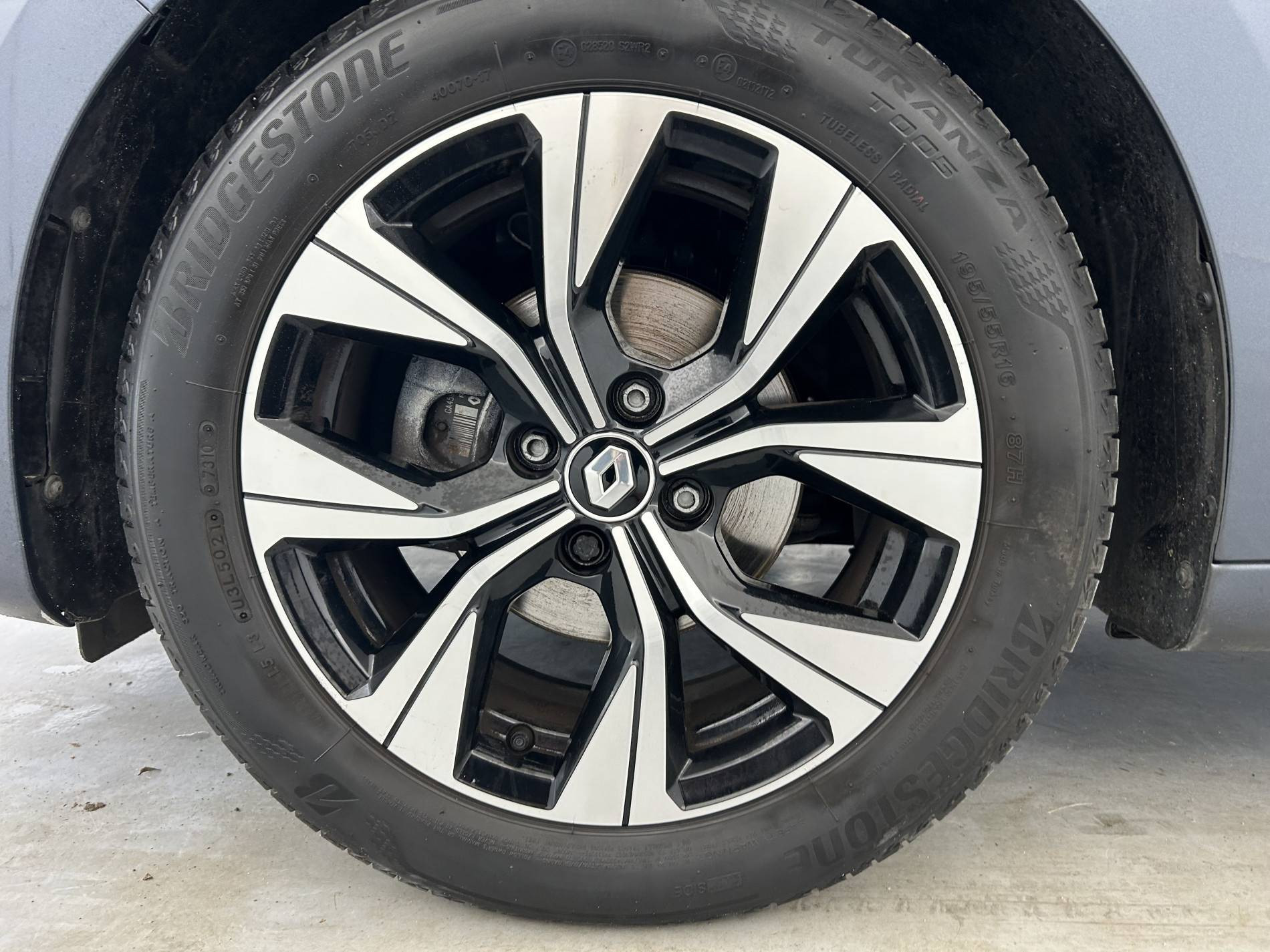 Vente en ligne Renault Clio 5 Clio TCe 90 - 21N au prix de 14 790 €