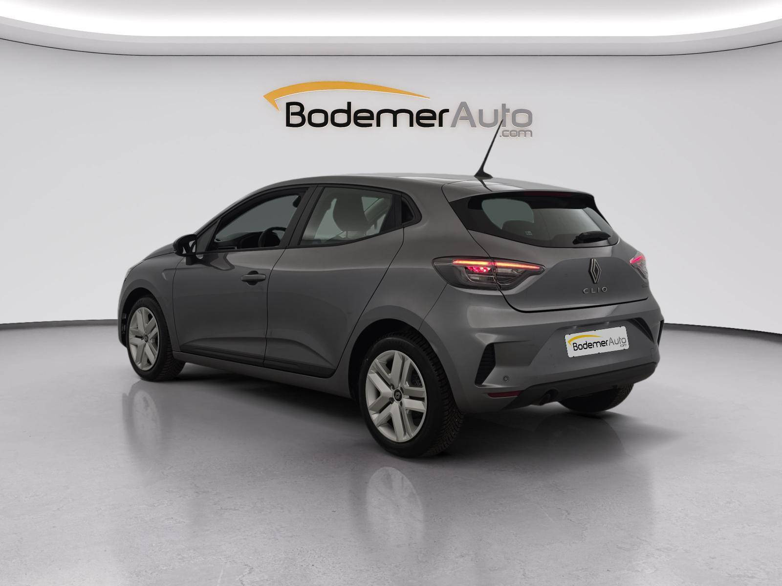 Vente en ligne Renault Clio 5 Clio TCe 90 ch GSR2 au prix de 16 790 €