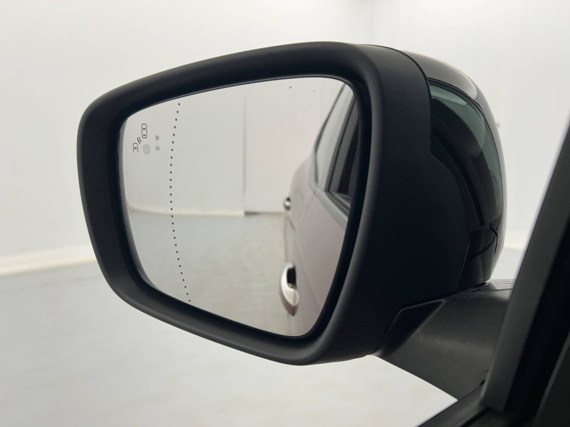 Vente en ligne Renault Scenic 4 Scenic Blue dCi 150 au prix de 13 990 €