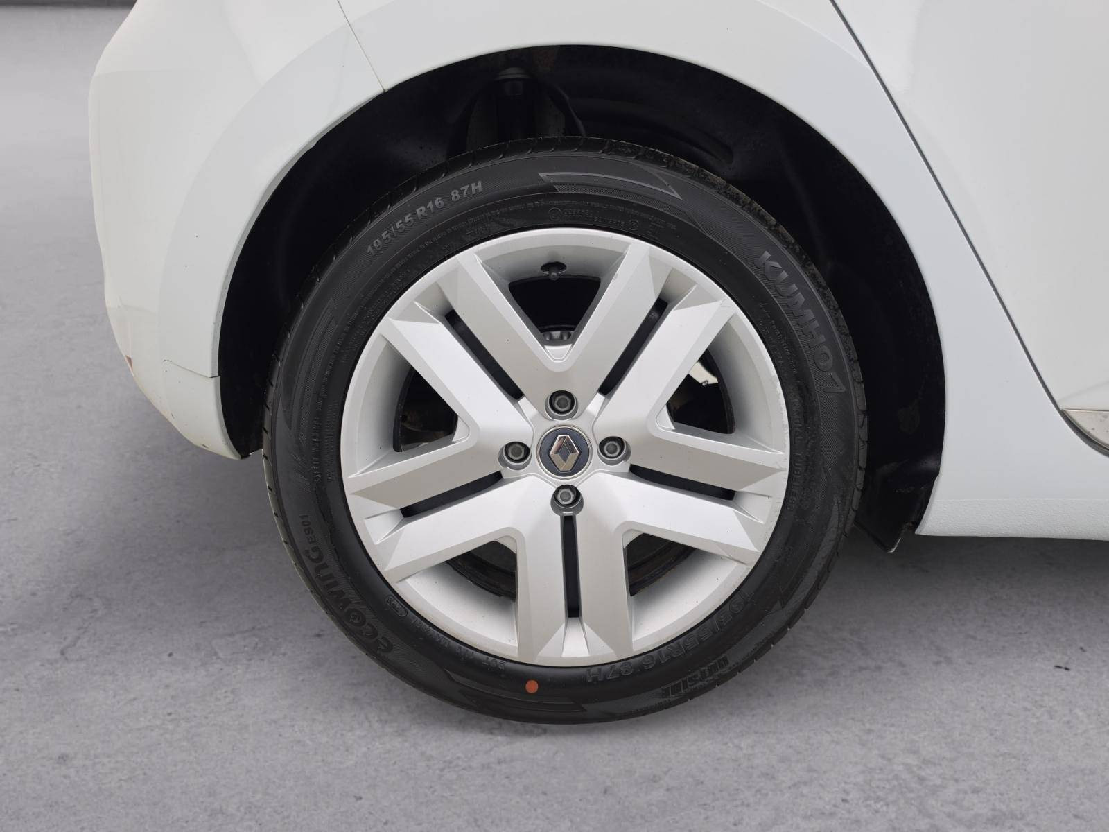 Vente en ligne Renault Clio 5 Clio SCe 65 - 21N au prix de 11 790 €
