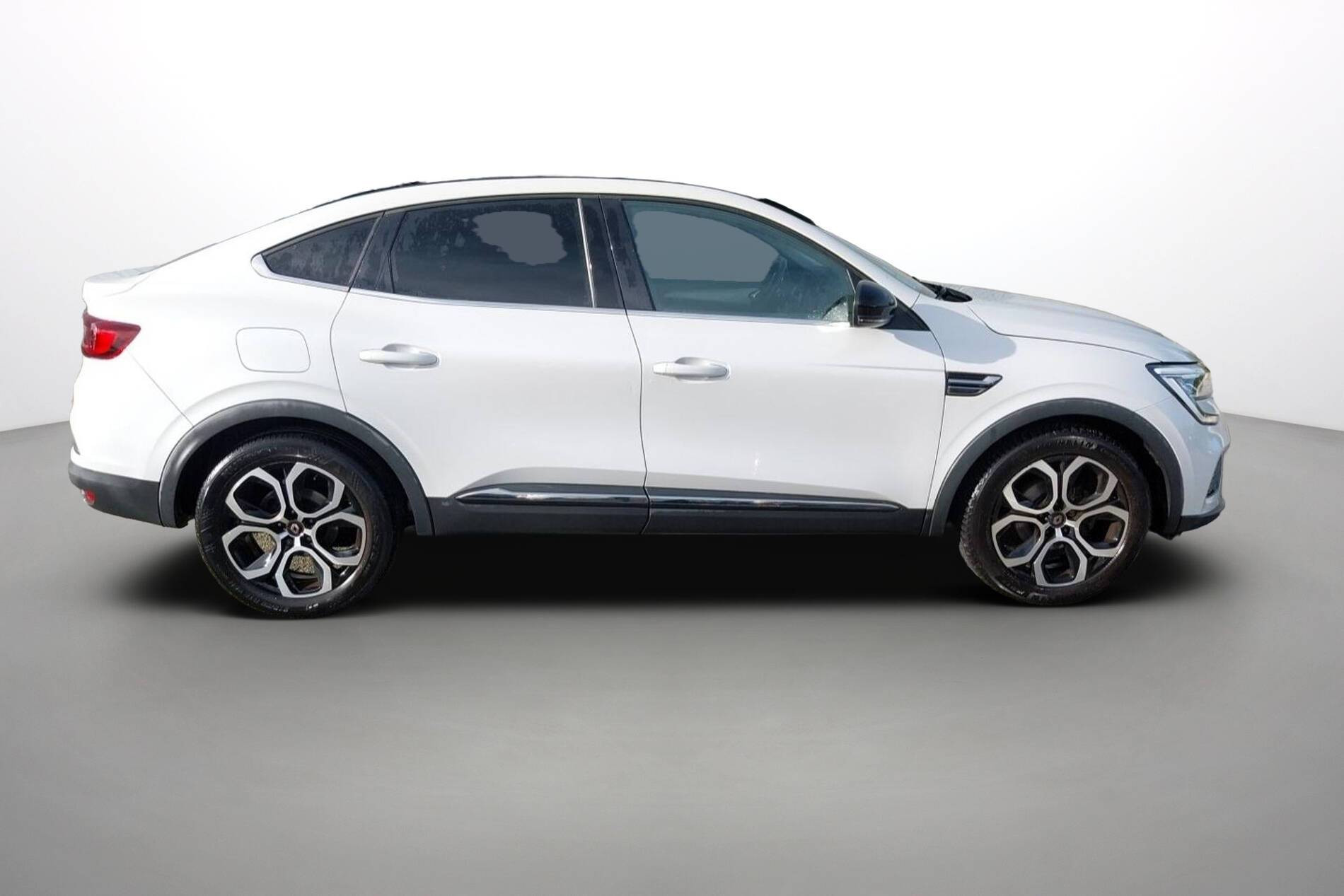 Vente en ligne Renault Arkana  TCe 140 EDC FAP - 21B au prix de 17 990 €