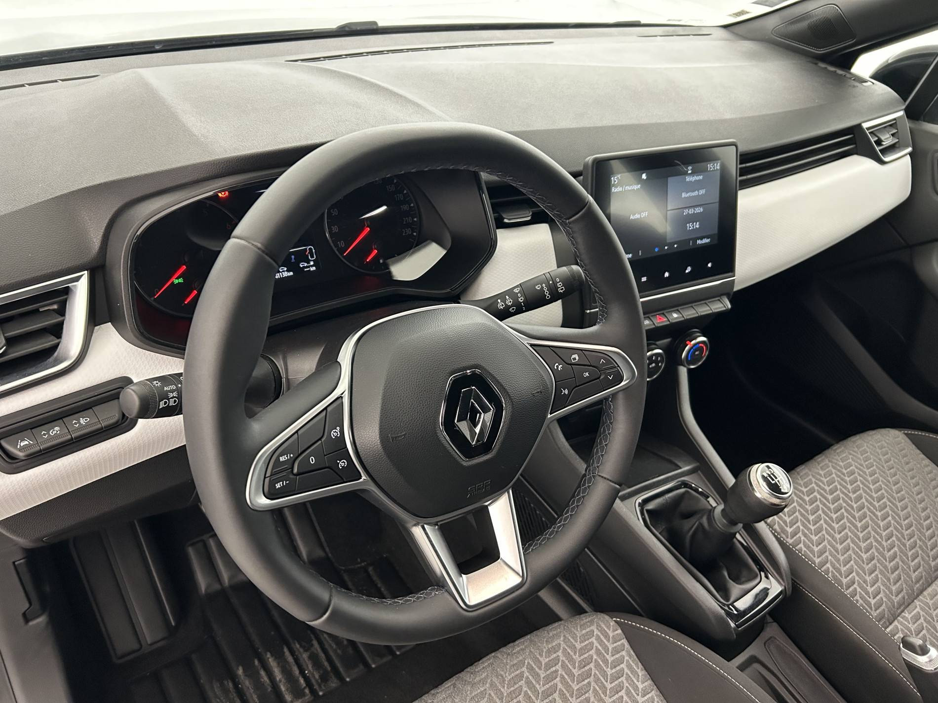 Vente en ligne Renault Clio 5 Clio TCe 90 - 21N au prix de 13 490 €