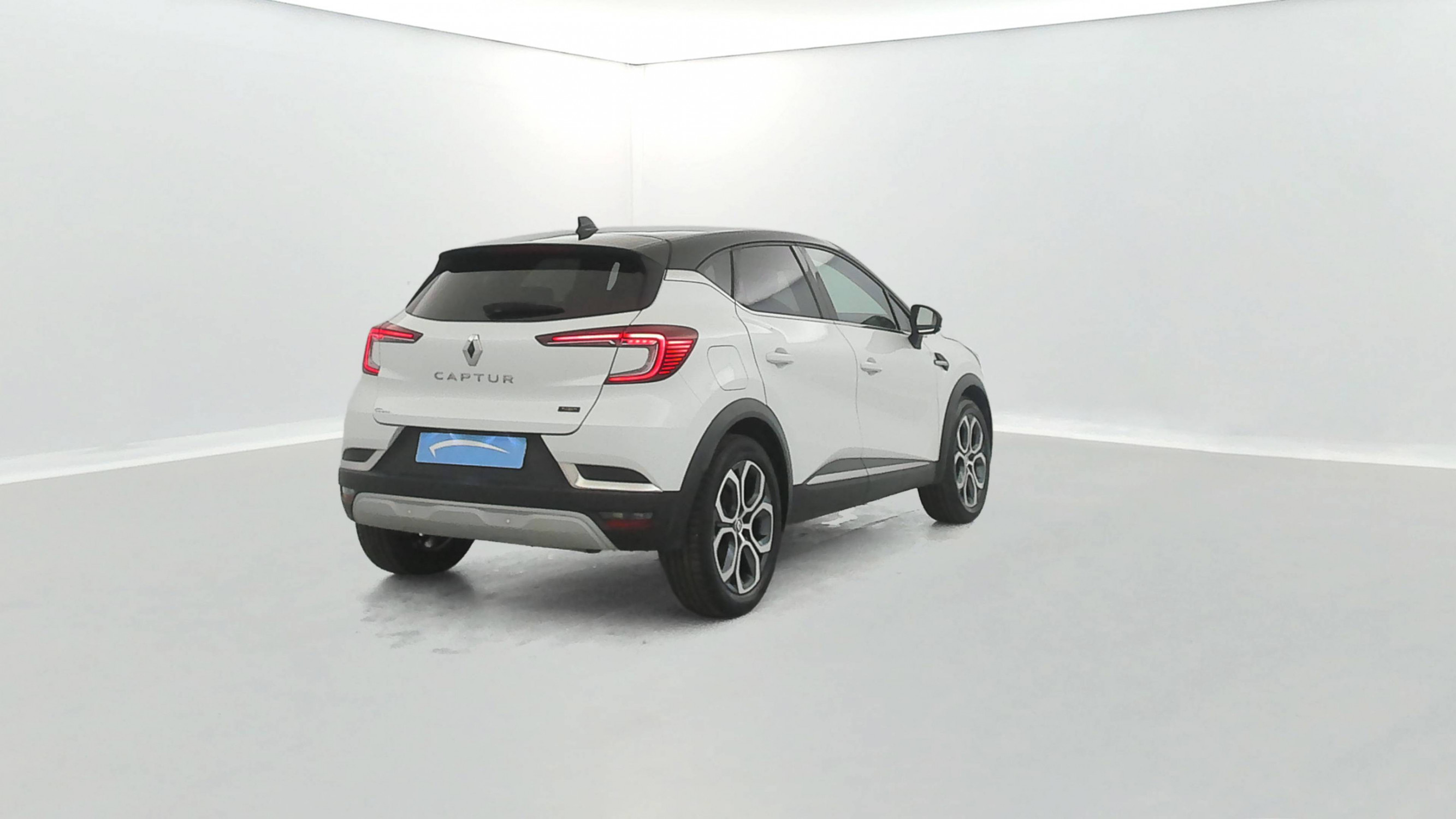 Vente en ligne Renault Captur  E-Tech hybride 145 au prix de 19 990 €