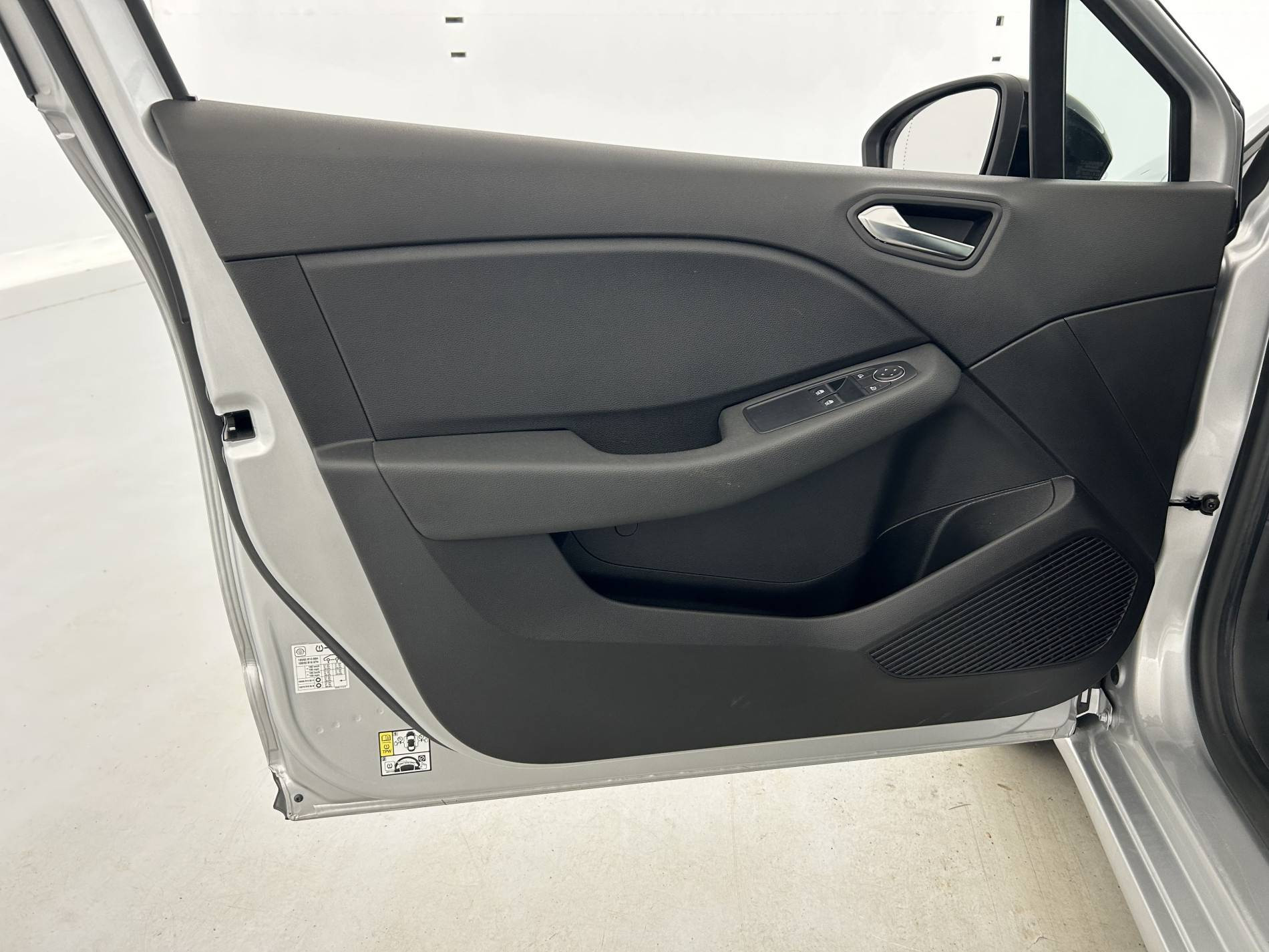 Vente en ligne Renault Clio 5 Clio TCe 90 au prix de 13 290 €