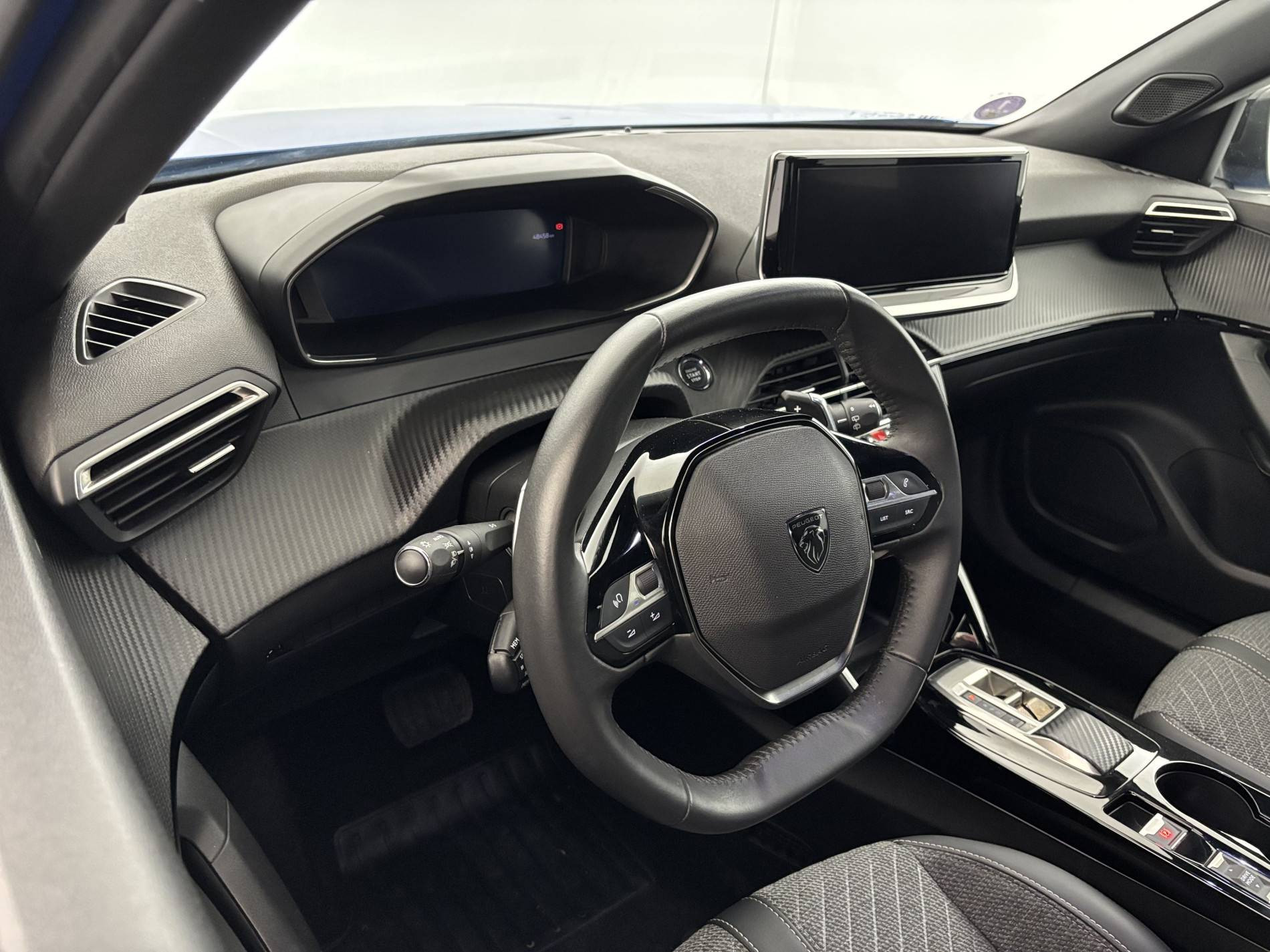 Vente en ligne Peugeot 2008  Hybrid 136 e-DCS6 au prix de 19 990 €