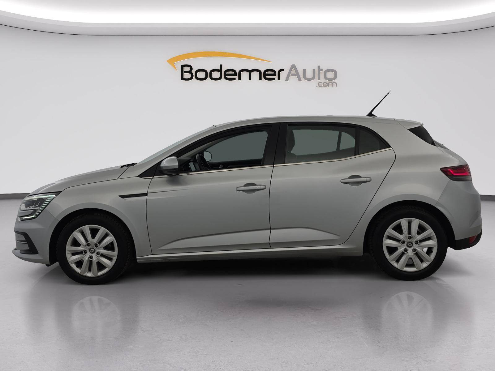 Vente en ligne Renault Megane 4 Mégane IV Berline Blue dCi 115 au prix de 14 890 €