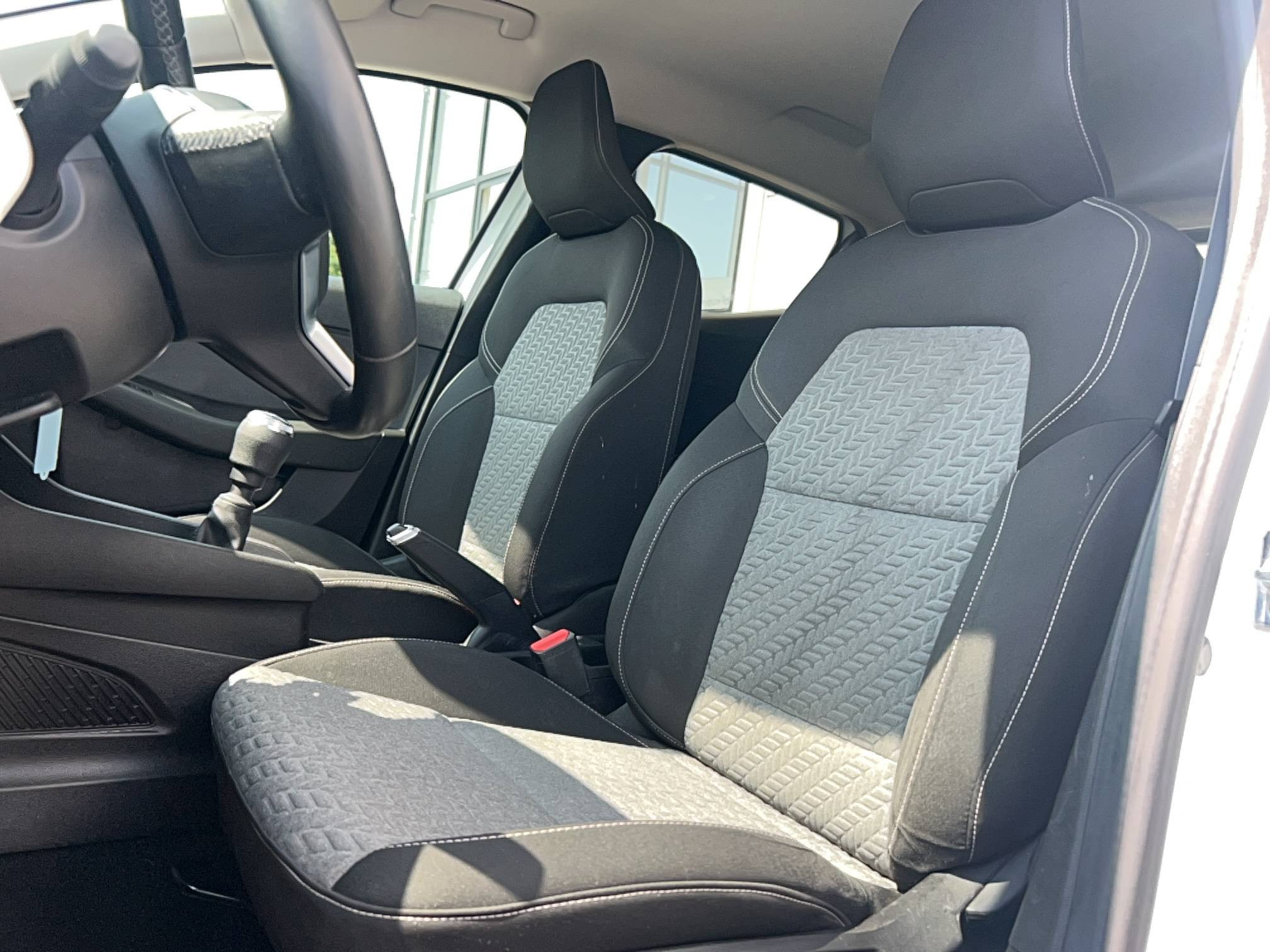 Vente en ligne Renault Clio 5 Clio TCe 90 au prix de 13 490 €
