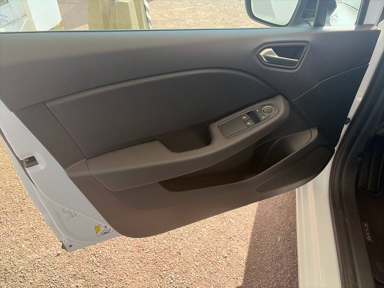 Vente en ligne Renault Clio 5 Clio TCe 90 au prix de 13 790 €