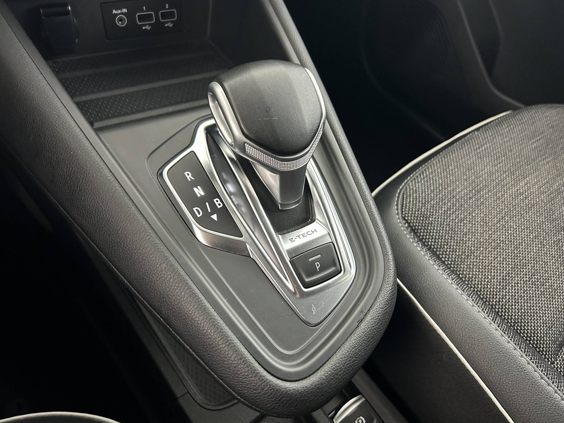 Vente en ligne Renault Captur  E-Tech Plug-in 160 au prix de 14 490 €