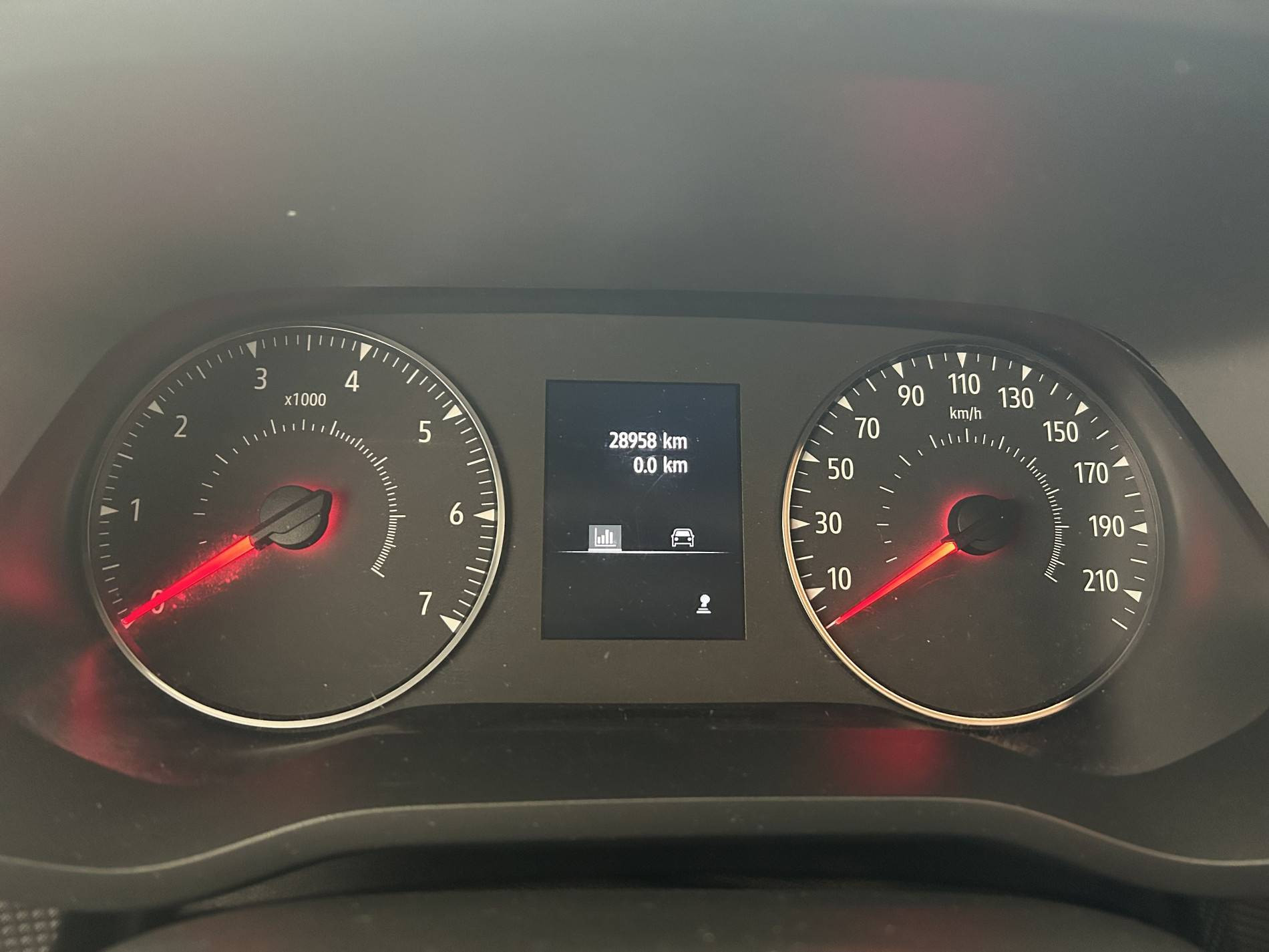 Vente en ligne Renault Trafic 3 Fourgon TRAFIC FGN L1H1 3T BLUE DCI 130 GSR2 au prix de 23 990 €