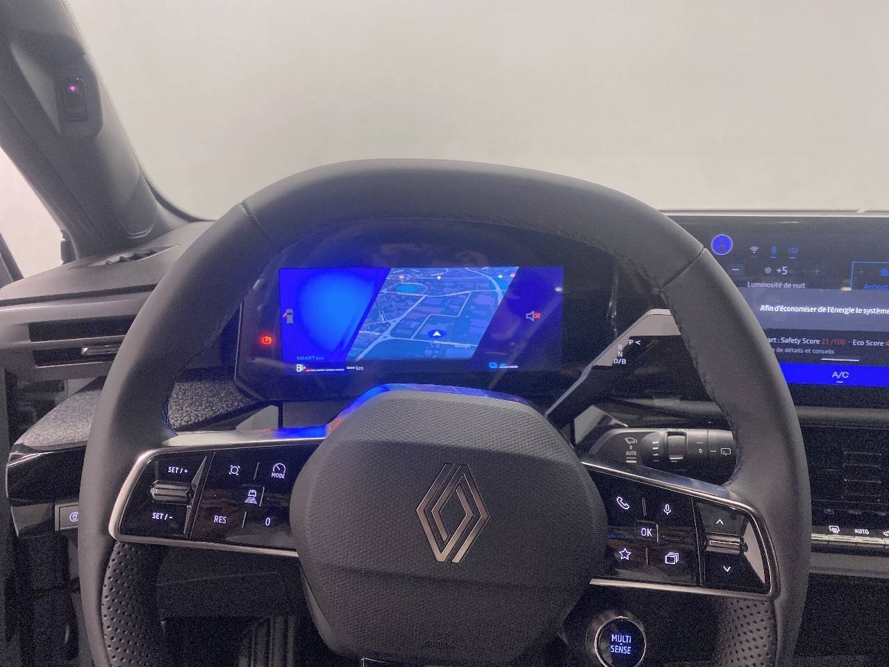 Vente en ligne Renault Clio 6 Clio E-Tech full hybrid 160 ch au prix de 50 000 €