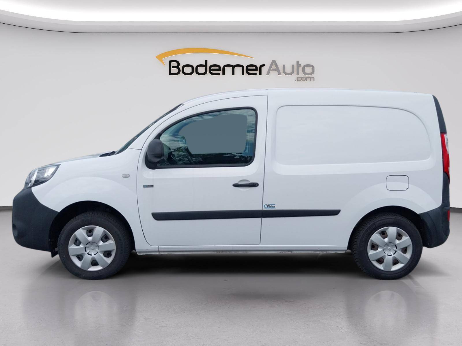 Vente en ligne Renault Kangoo Electrique KANGOO Z.E. 33 au prix de 14 990 €