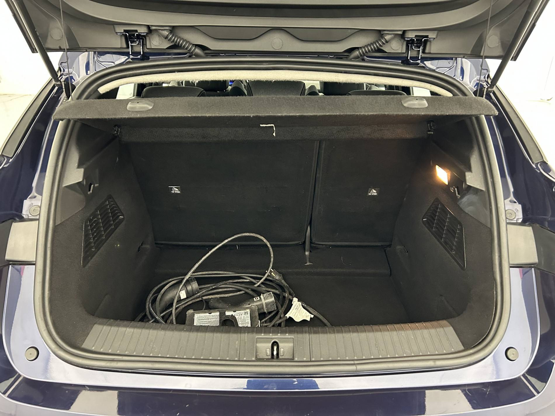 Vente en ligne Renault Megane E-Tech  EV60 220 ch super charge au prix de 20 490 €