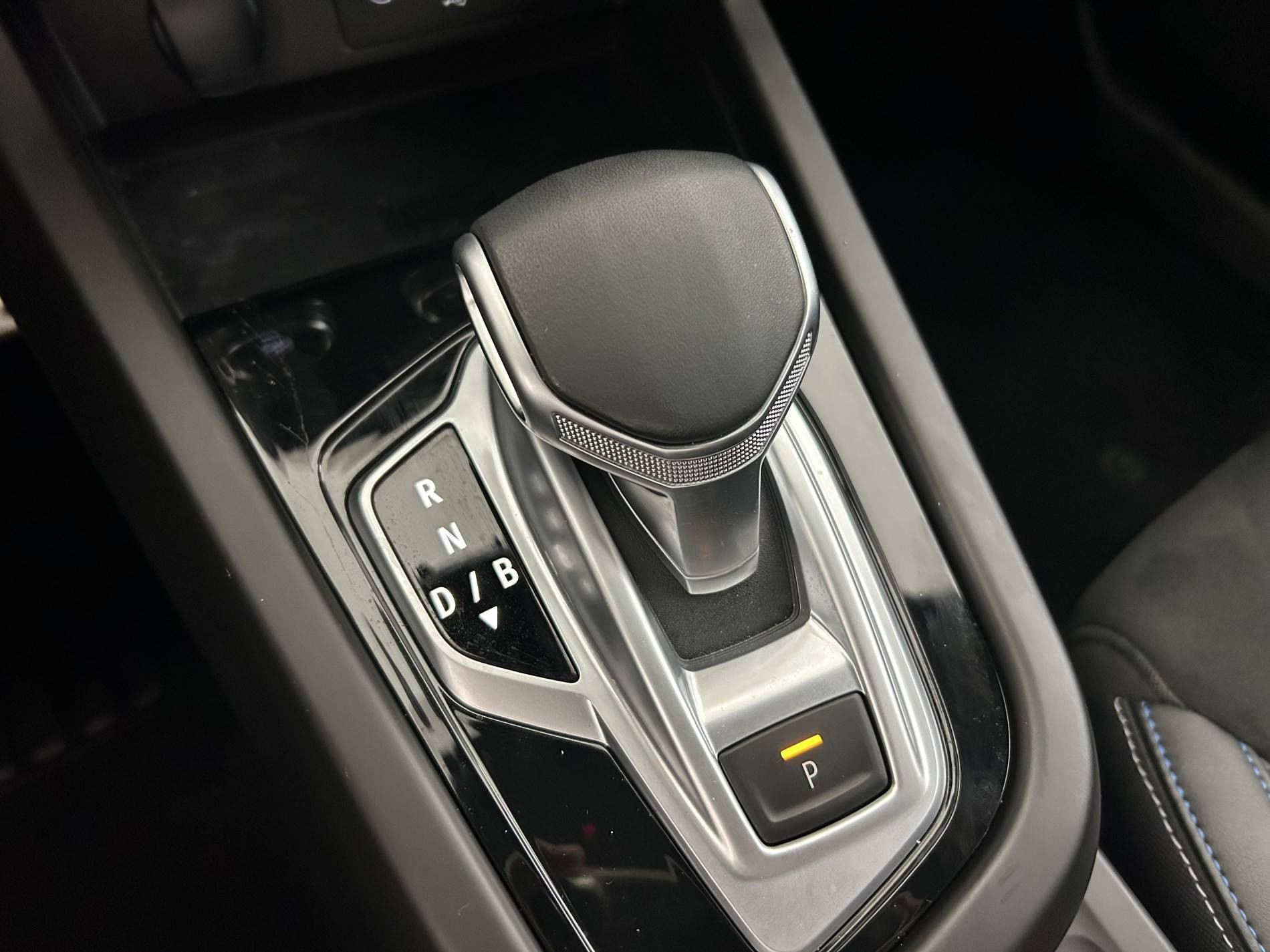 Vente en ligne Renault Arkana  E-Tech 145 - 23 au prix de 26 590 €