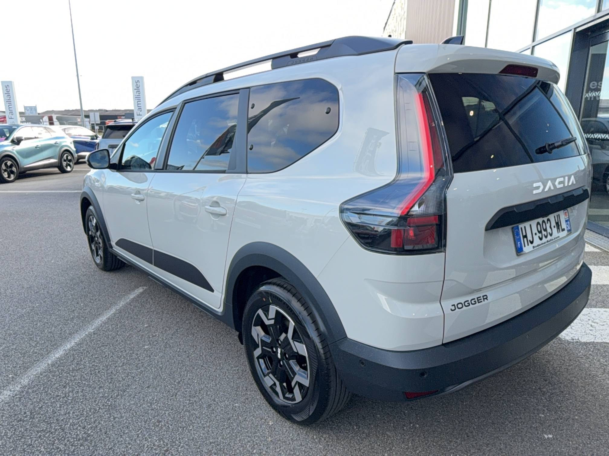 Vente en ligne Dacia Jogger Jogger ECO-G 120 auto 7 pl au prix de 25 900 €