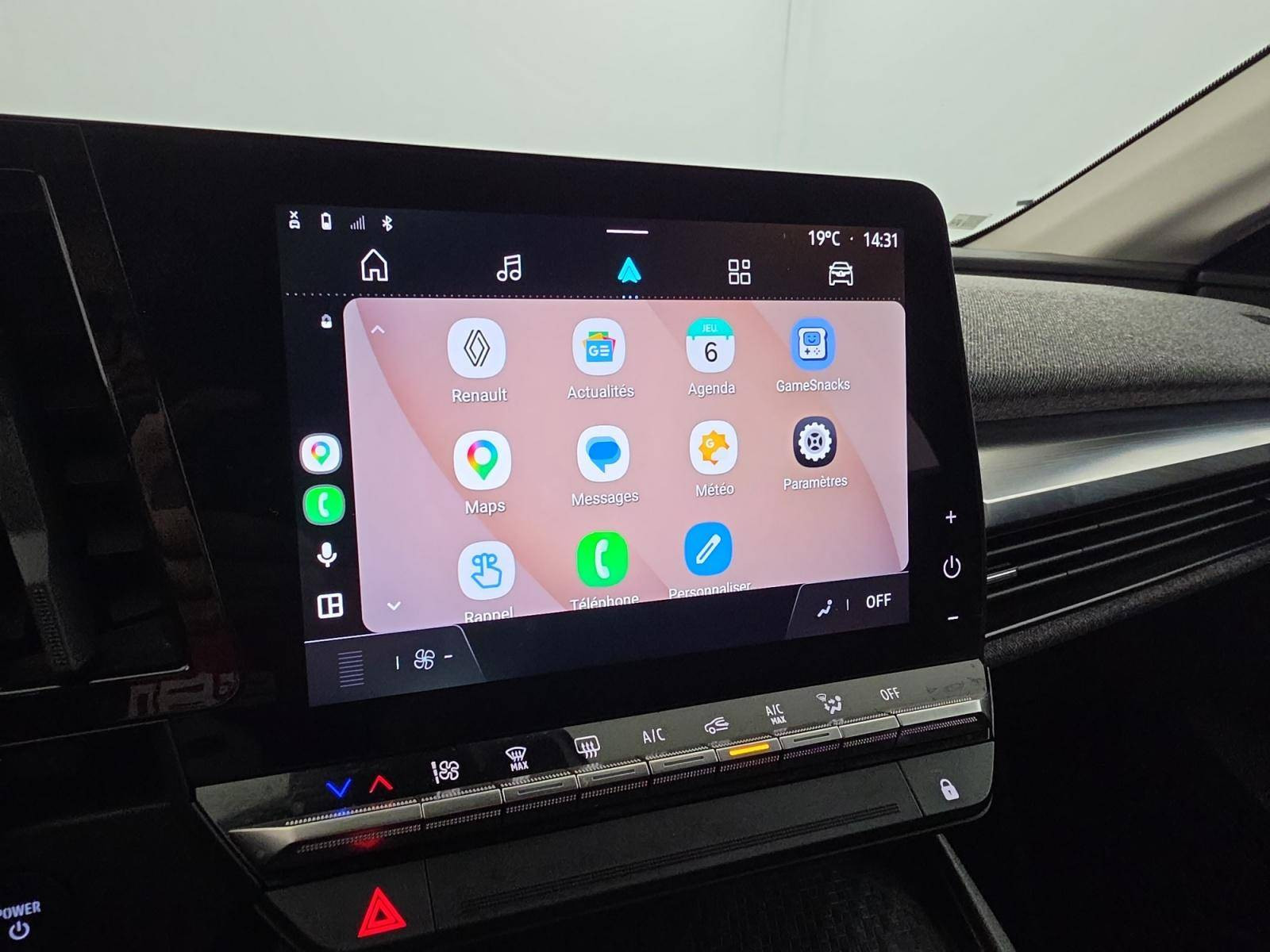 Vente en ligne Renault Megane E-Tech  EV60 220 ch super charge au prix de 23 990 €
