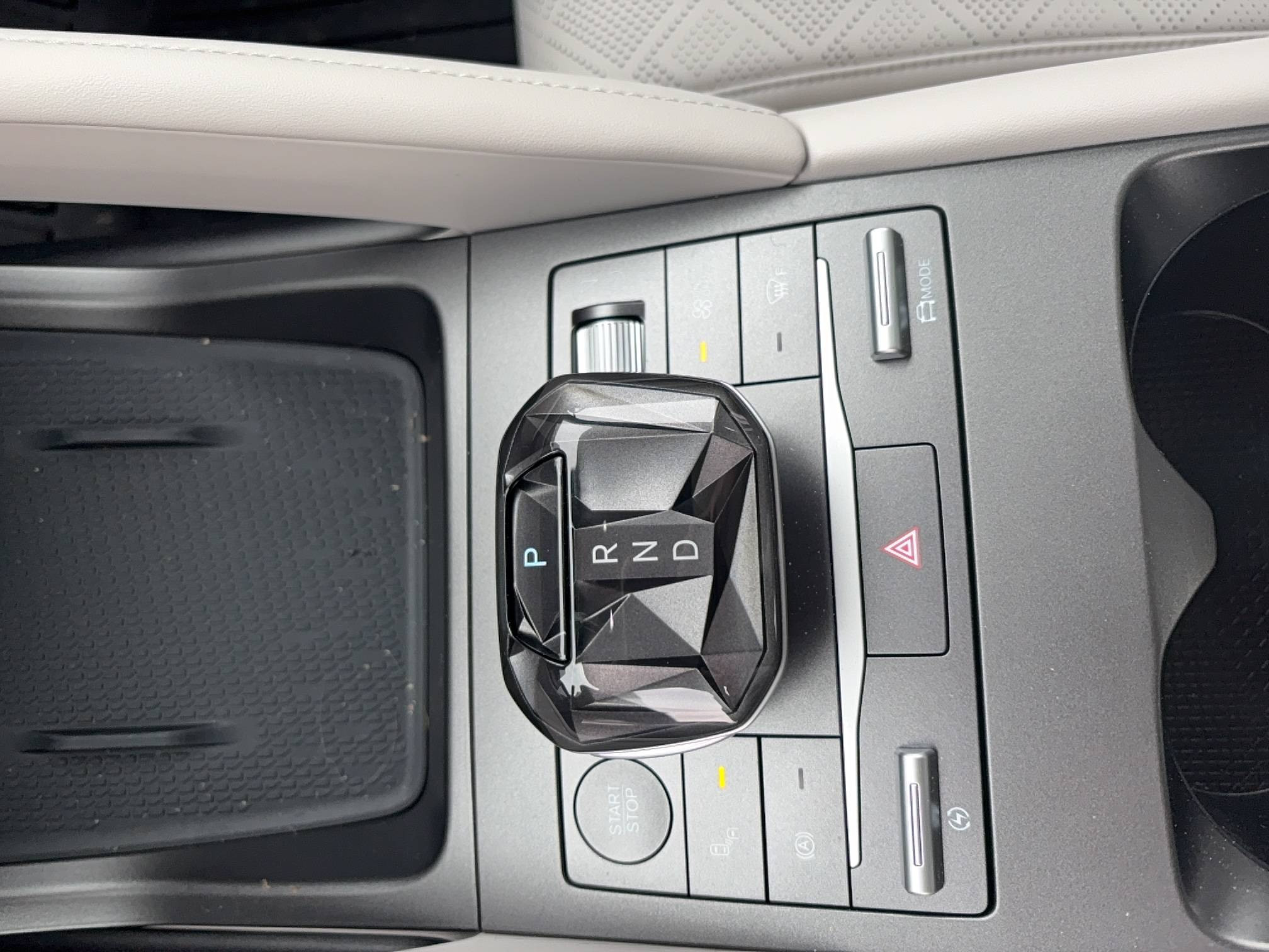 Vente en ligne Byd Atto 2  45.1 kWh 177 ch au prix de 26 990 €