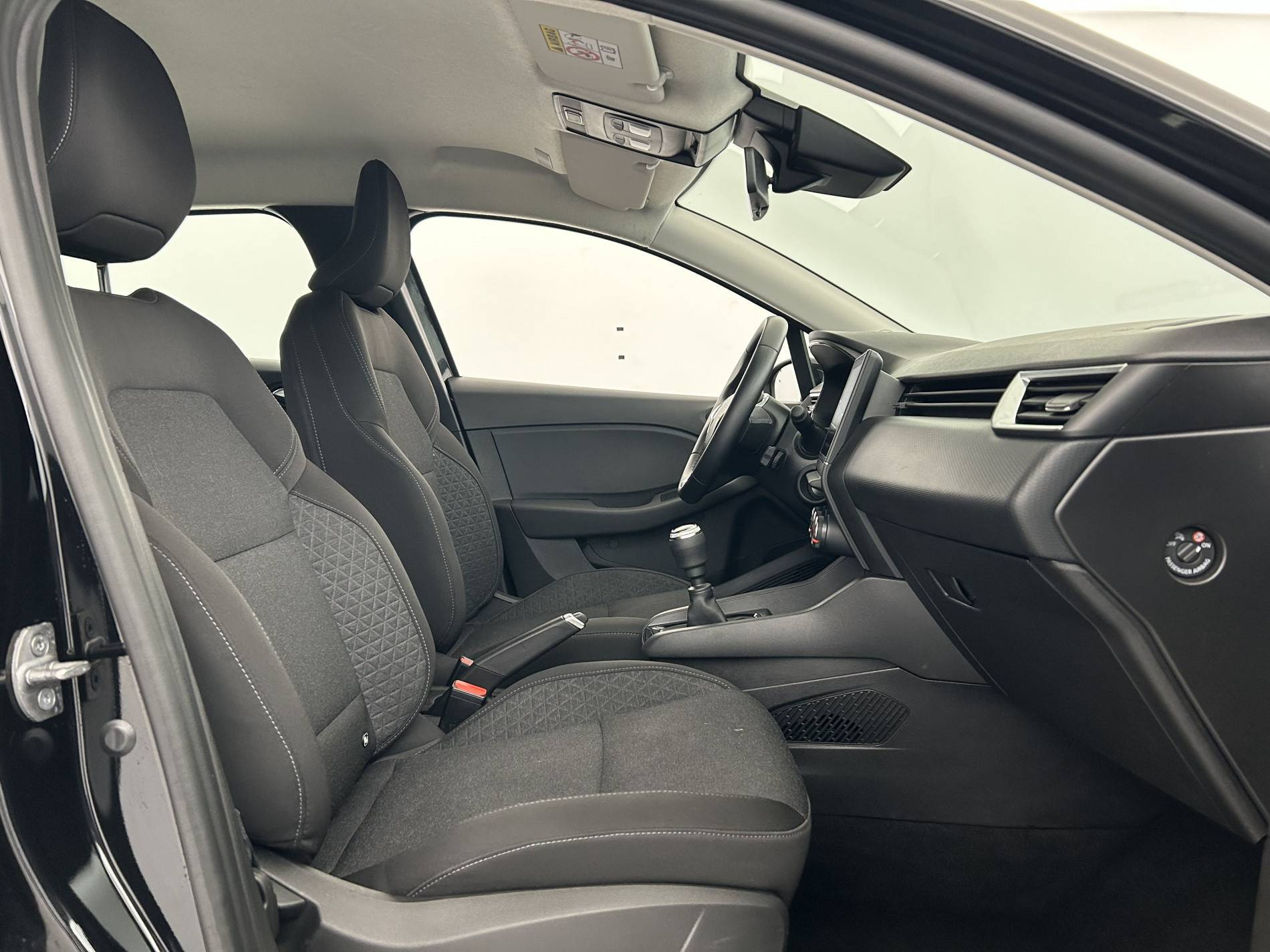 Vente en ligne Renault Clio 5 Clio TCe 90 au prix de 13 690 €