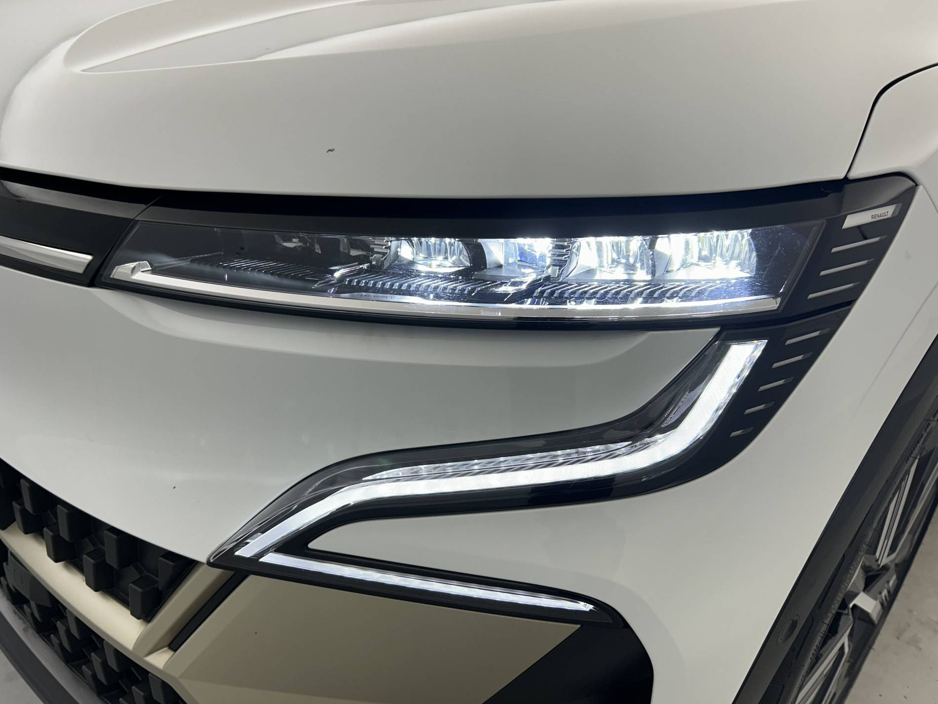 Vente en ligne Renault Megane E-Tech  220 ch autonomie confort GSR2 au prix de 33 490 €