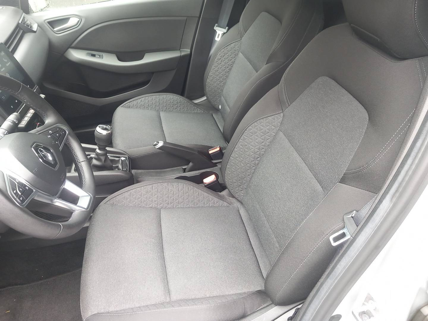 Vente en ligne Renault Clio 5 Clio TCe 90 au prix de 13 990 €