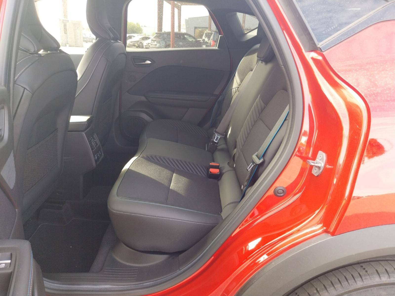 Vente en ligne Renault Captur  E-Tech full hybrid 145 ch au prix de 24 991 €