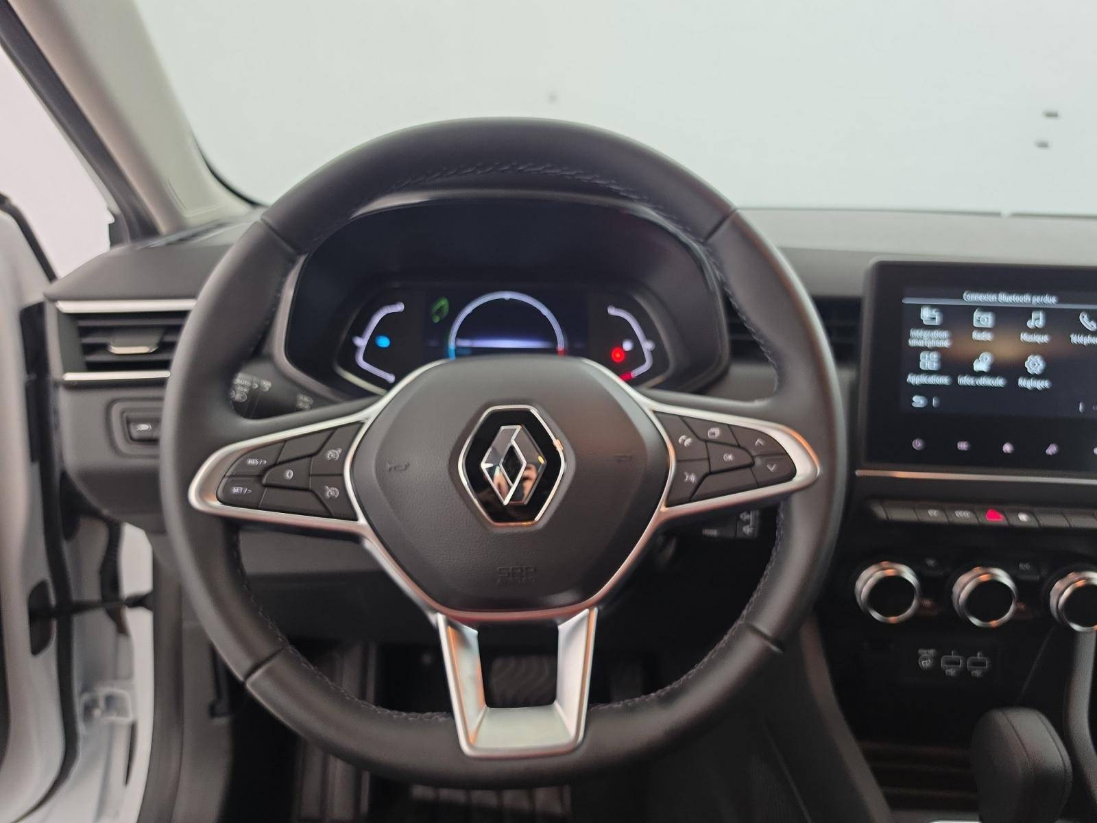 Vente en ligne Renault Clio 5 Clio E-Tech full hybrid 145 au prix de 17 350 €