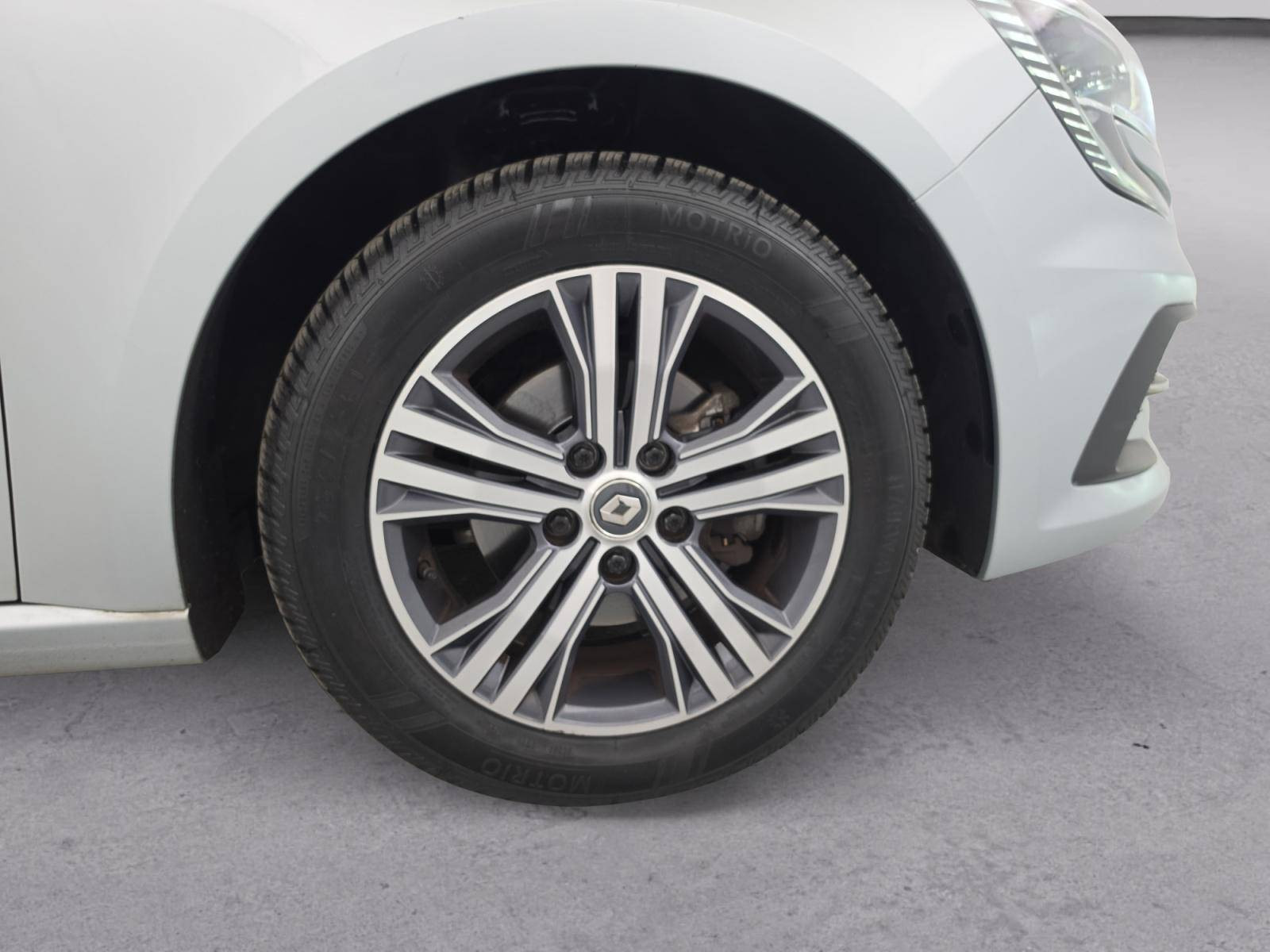 Vente en ligne Renault Megane 4  TCe 140 au prix de 16 490 €