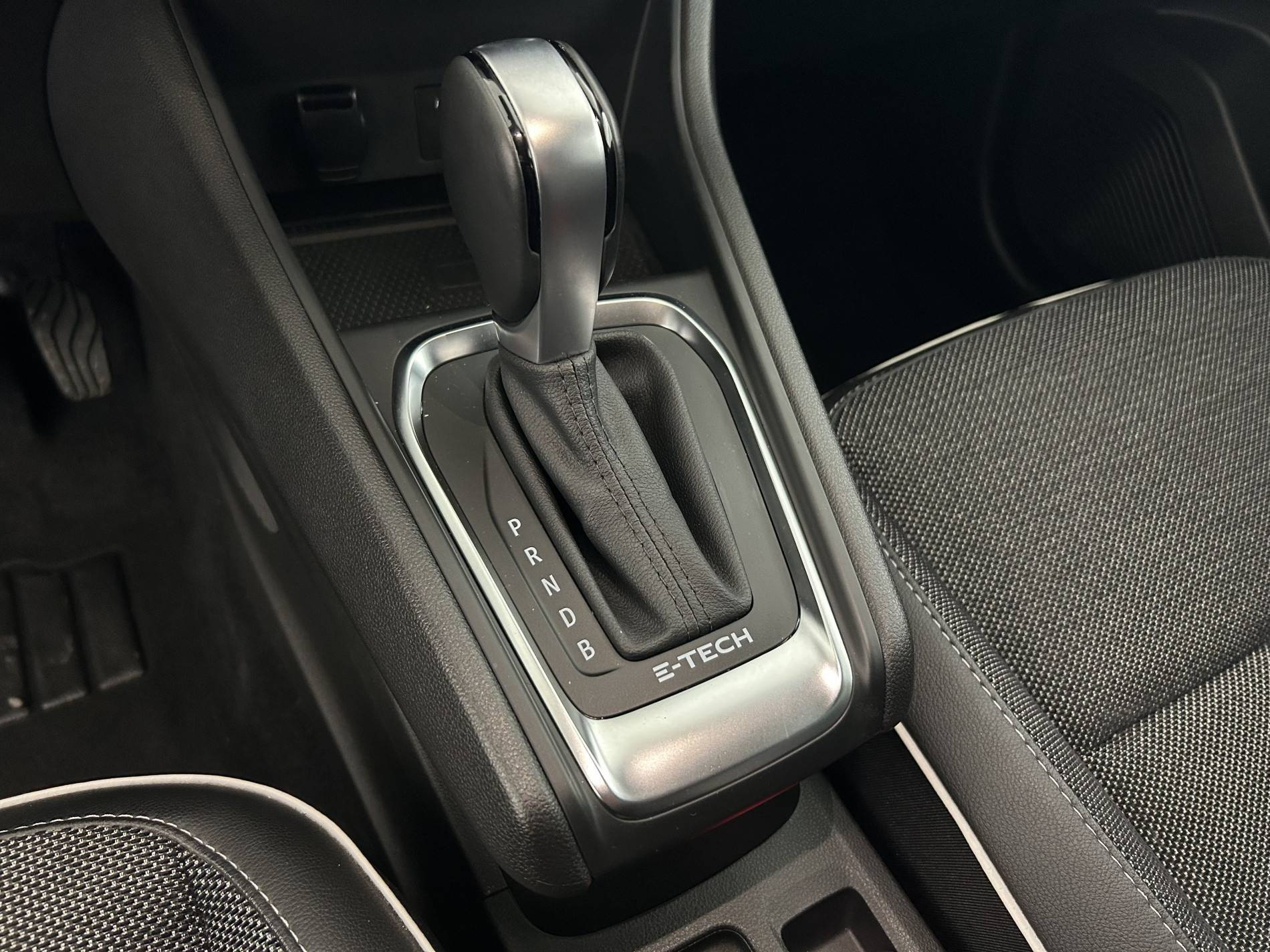 Vente en ligne Renault Captur  E-Tech full hybrid 145 au prix de 20 990 €