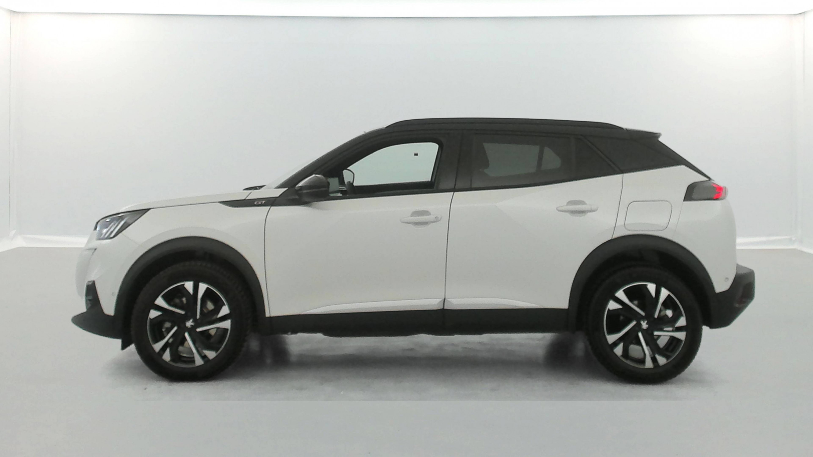 Vente en ligne Peugeot 2008  BlueHDi 130 S&S EAT8 au prix de 17 490 €