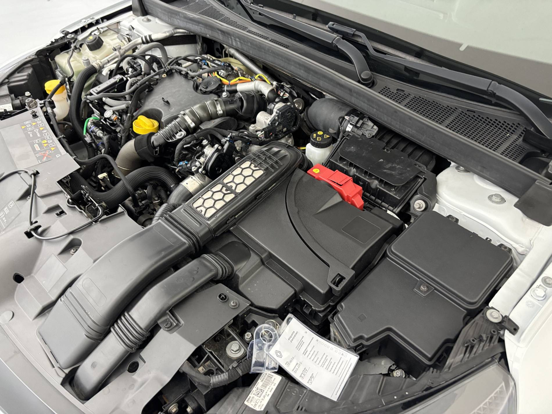 Vente en ligne Renault Megane 4  BLUE DCI 115 au prix de 12 990 €