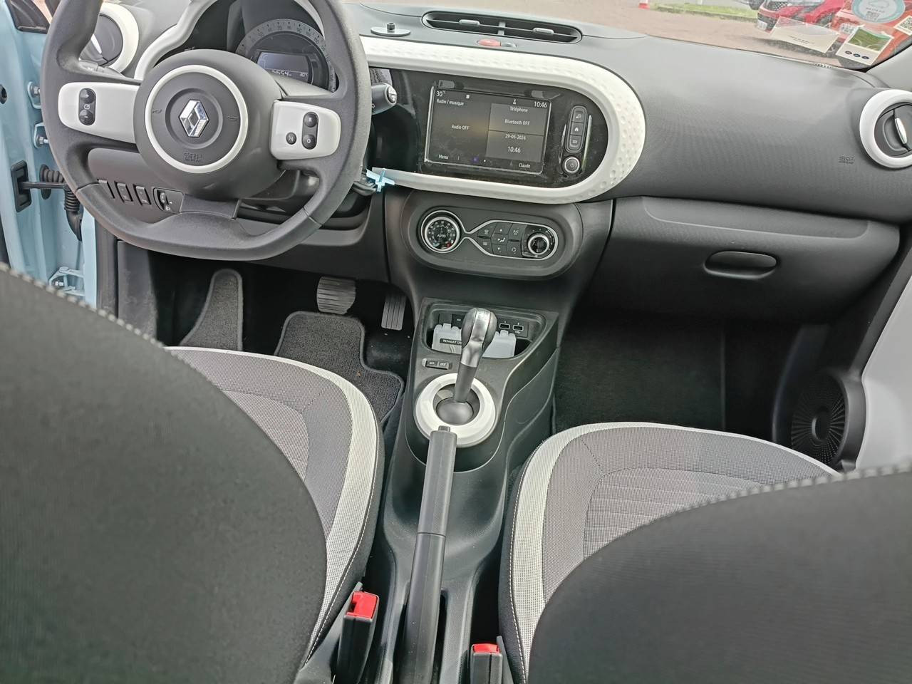 Vente en ligne Renault Twingo Electrique Twingo III E-Tech au prix de 14 990 €