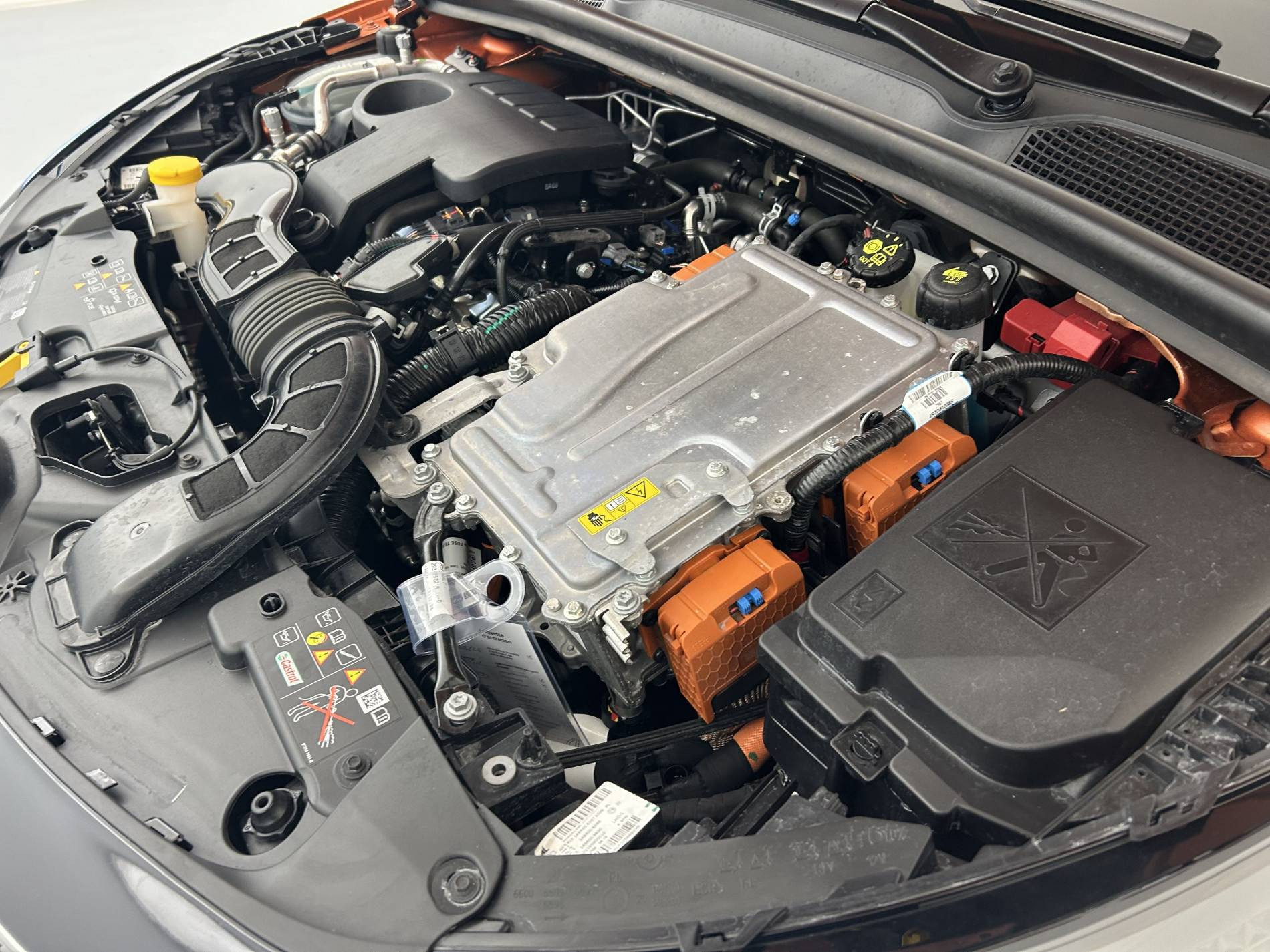 Vente en ligne Renault Clio 5 Clio E-Tech full hybrid 145 ch GSR2 au prix de 19 590 €