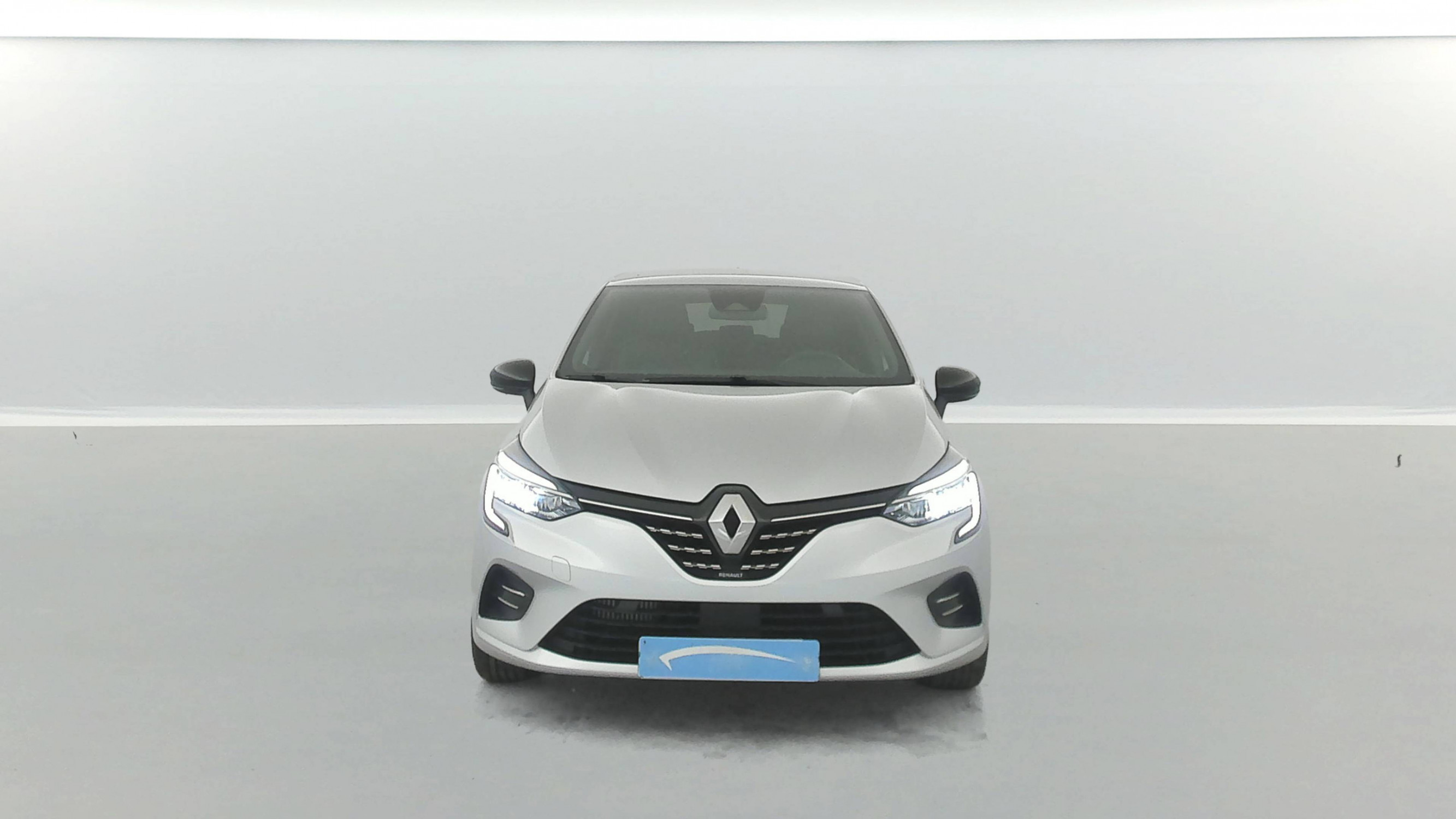 Vente en ligne Renault Clio 5 Clio TCe 90 au prix de 15 690 €